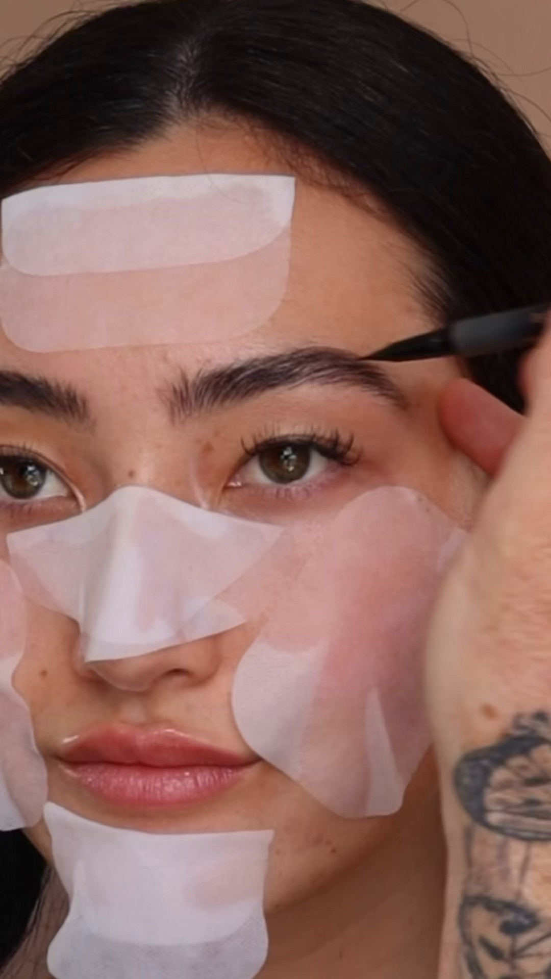 Hi my love, see below for the brow game product breakdown.

Step one: Clean brows with a makeup remover or micellar water to ensure there’s no oil, helping with hold.
Step two: Anastasia Beverly Hills Brow Freeze.
Step three: Anastasia Beverly Hills Micro-Stroke Brow Pen in Soft Brown.

Let me know if you have any questions.
x MM

#LTKbeauty