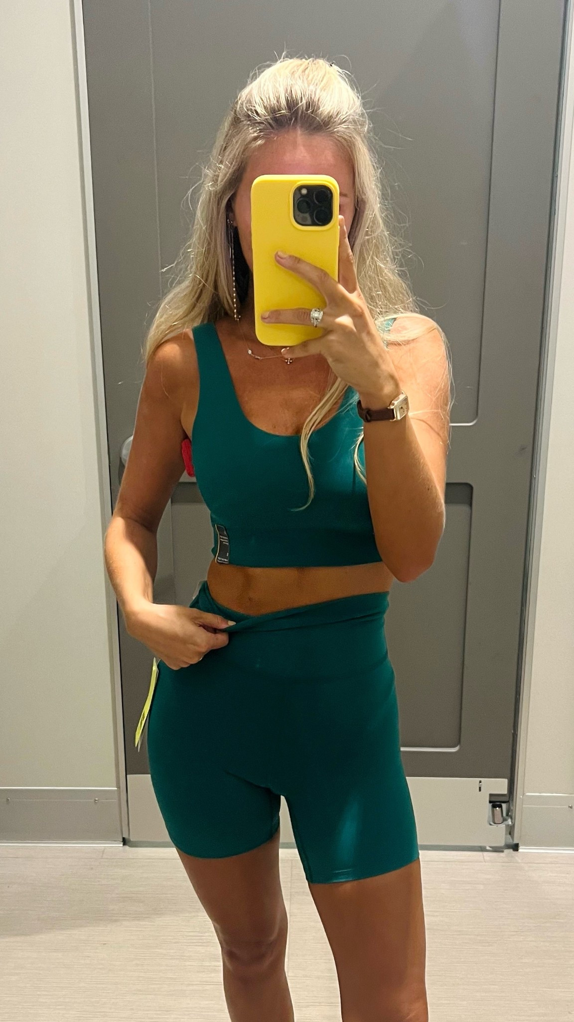 the most buttery workout set! under $20 !!!!! 

#LTKStyleTip #LTKFindsUnder50 #LTKActive