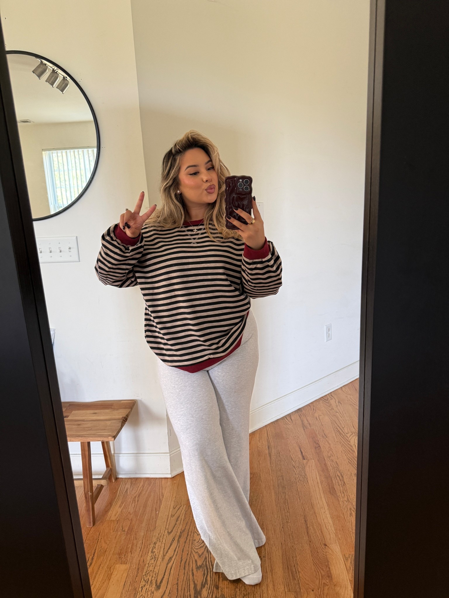 Comfy vibes🤎 

Top: M
Pants: M 


#LTKStyleTip #LTKSeasonal #LTKMidsize