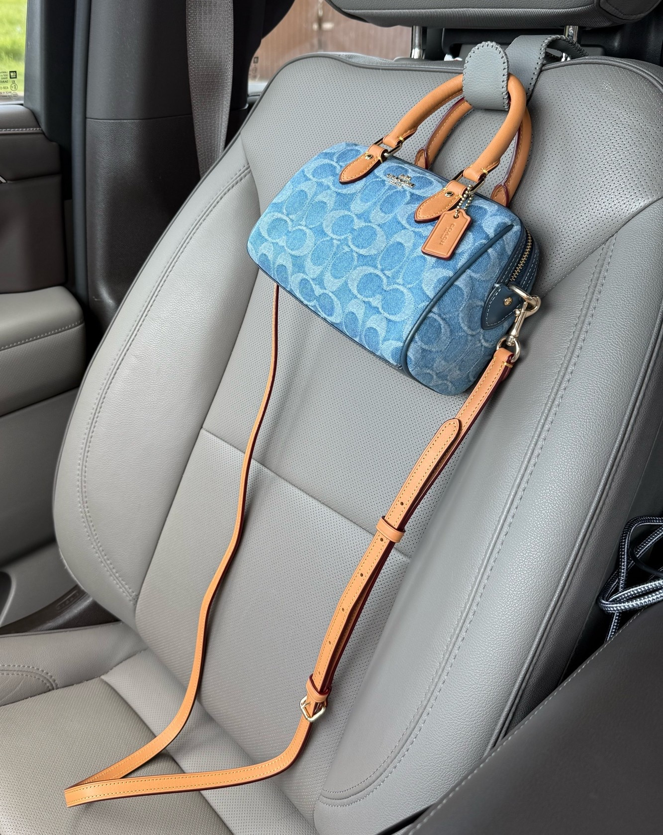 Taking mini for her first ride 😍


Coach bag, mini Rowan, denim bag, summer bag, Coach, trending, affordable style

#LTKdayinmylife #LTKmomlife #LTKootd