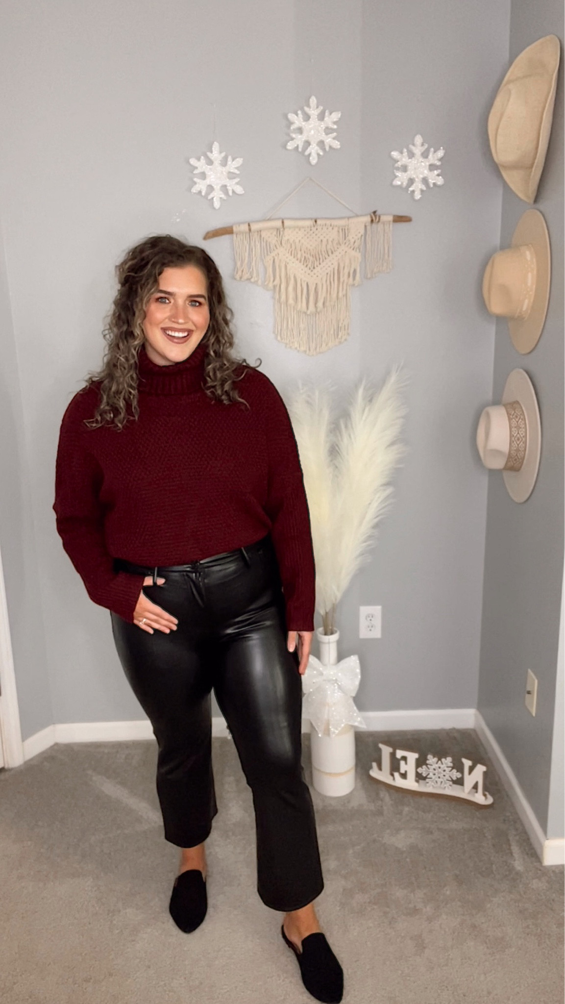 Midsize elevated casual OOTD 💞
Sweater: XL 
Pants: 12
#midsizeoutfits #fallfashion #winterstyle #outfitinspo #ootd #casualstyle #elevatedoutfits #mules #slides #casualoutfits #curvystyle #affordablefashion #sweater #turtleneck #leatherpants #veganleather 

#LTKHoliday #LTKcurves #LTKSeasonal