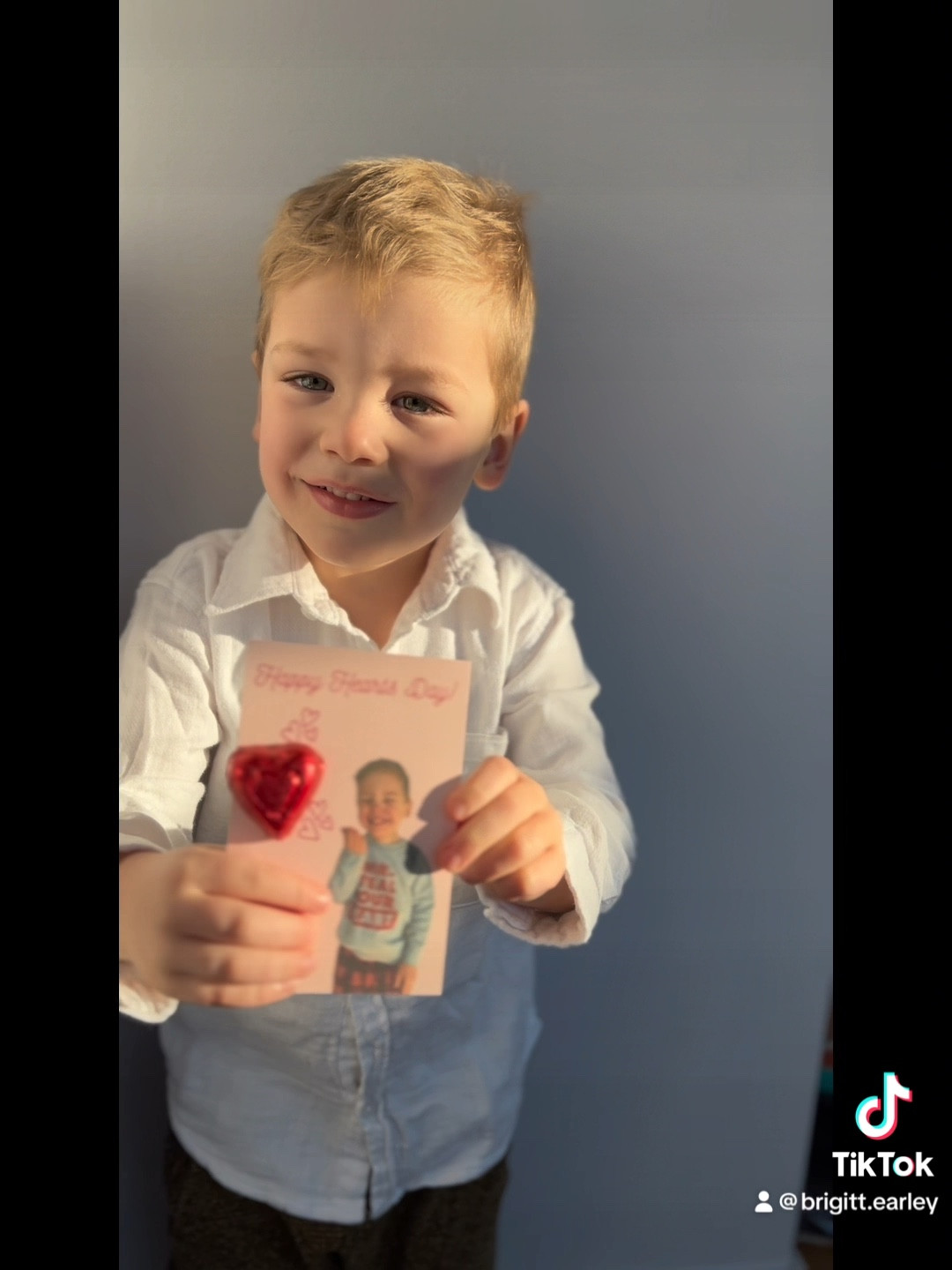 Easy personalized Valentine’s Day cards for kids. All you need is your phone and Canva, a free photo editing app. Oh yeah, and some tape. I even made a template for you! 🫶

Here’s the link: http://tinyurl.com/FoilHeartValentine

#LTKVideo #LTKkids #LTKfamily