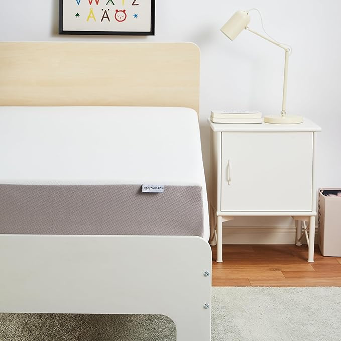 Amazon Basics Memory Foam Mattress, Soft Plush Feel, Breathable, Contours to Body, 8 Inch, Twin, ... | Amazon (US)