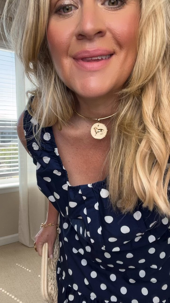 ✨Tap the bell, save and ❤️ for over 40 fashion, midlife style, midsize fashion and luxury looks for less. 

🚨 Last call! Target’s Save 40% event is ending, and these are the pieces I’d grab before they’re gone.

I look for styles that lift, skim, and balance because confidence comes from how your clothes work with your body, not against it.

If you’ve been waiting, this is your sign. 🤍

👑 Helping you look good, feel good. — Lindsey Denver

Follow for daily Outfit Physics™ and affordable style for over 40 & midlife.

#LTKMidsize #LTKOver40 #LTKPlusSize

Comment SHOP below to receive a DM with the link to this post on my LTK ⬇ https://liketk.it/6gZRv