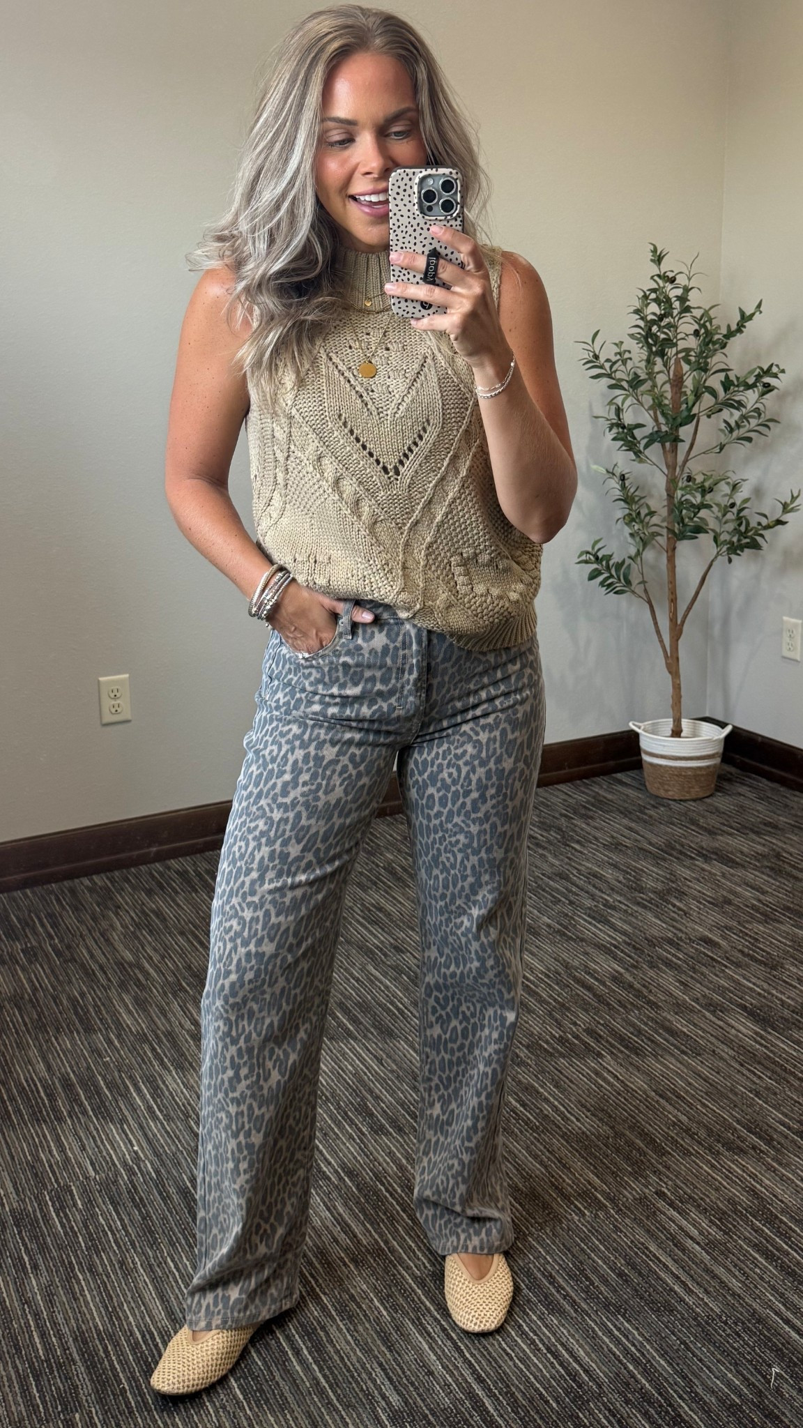 Small top and 27 bottom  

#LTKFindsUnder50 #LTKSeasonal #LTKStyleTip