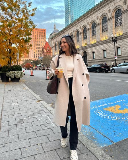 Casual fall outfit / Boston 

White/cream coat xs Mango 
Tee xs Madewell
90s straight leg jeans size down one wearing 24 standard (usually a 23 at Madewell)
Converse 

#LTKtravel #LTKxMadewell