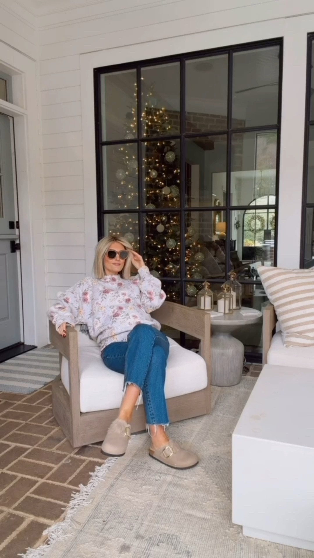 This floral sweatshirt is so cute! It also has matching sweatpants! Wearing M to accommodate the bump. Use my code AFLOVERLY for an additional 15% off! 

Loverly Grey, Abercrombie, sale alert, floral sweatshirt, matching set, lounge set, loungewear, travel outfit ideas 

#LTKSaleAlert #LTKSeasonal #LTKGiftGuide