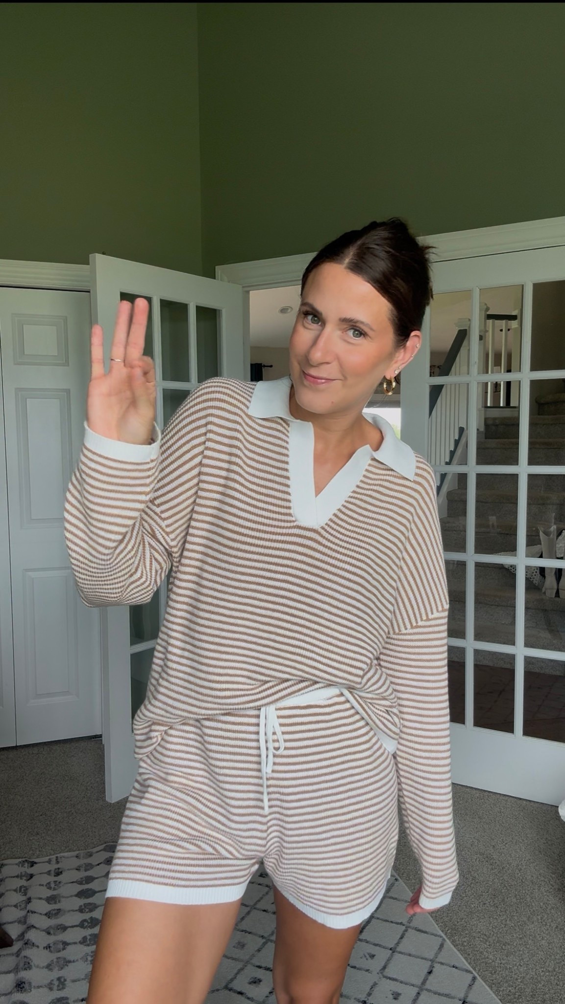 This fall set 🙌🏼 wearing a medium. Comes in other colors

#LTKFallSale #LTKSaleAlert #LTKActive