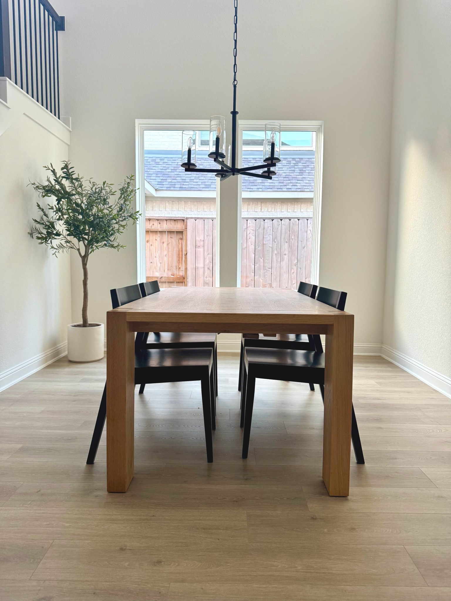 Loving our new solid wood dining table & chairs, table is Castlery bought on consignment chairs are exact! 

Modern home, neutral home 

#LTKHome #LTKSaleAlert