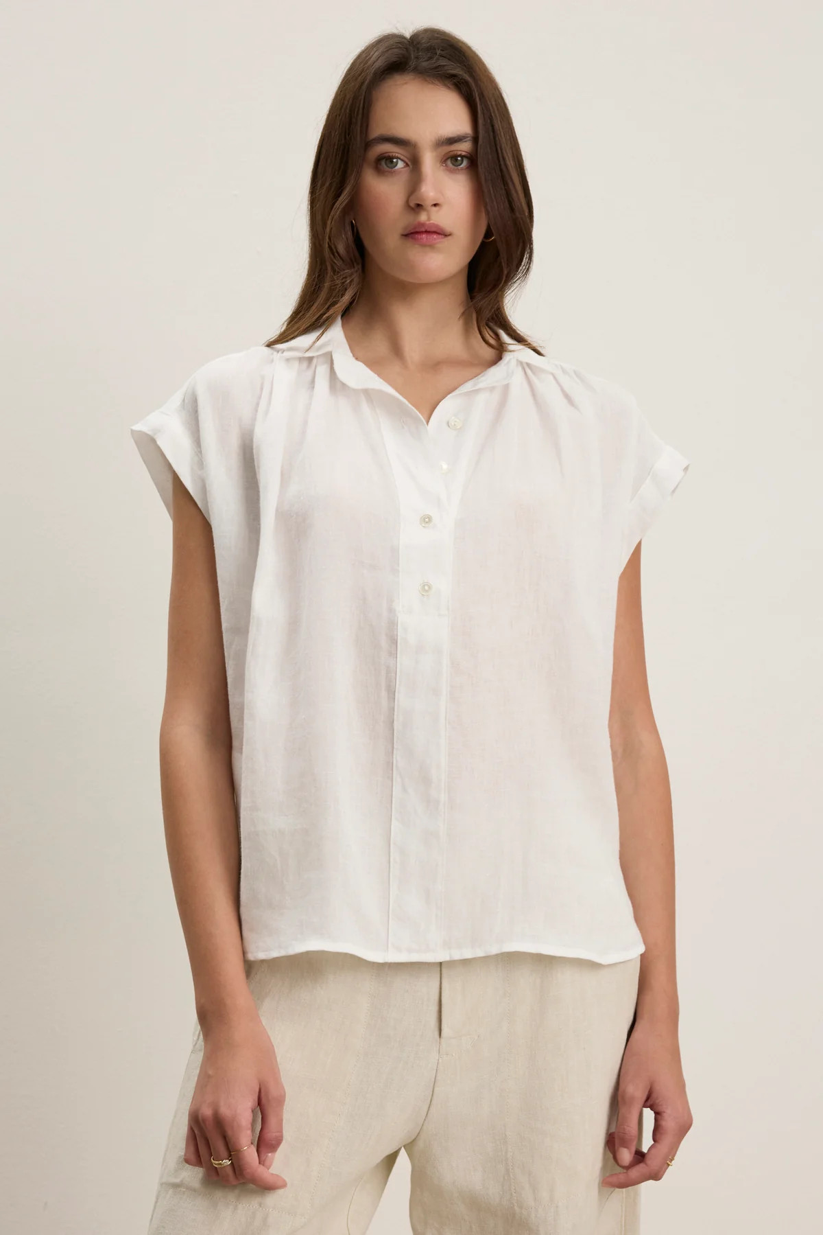 ELOWEN WOVEN LINEN HALF PLACKET BUTTON-UP TOP | Velvet by Graham & Spencer