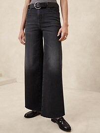 High-Rise Wide-Leg Raw Hem Jean | Banana Republic Factory