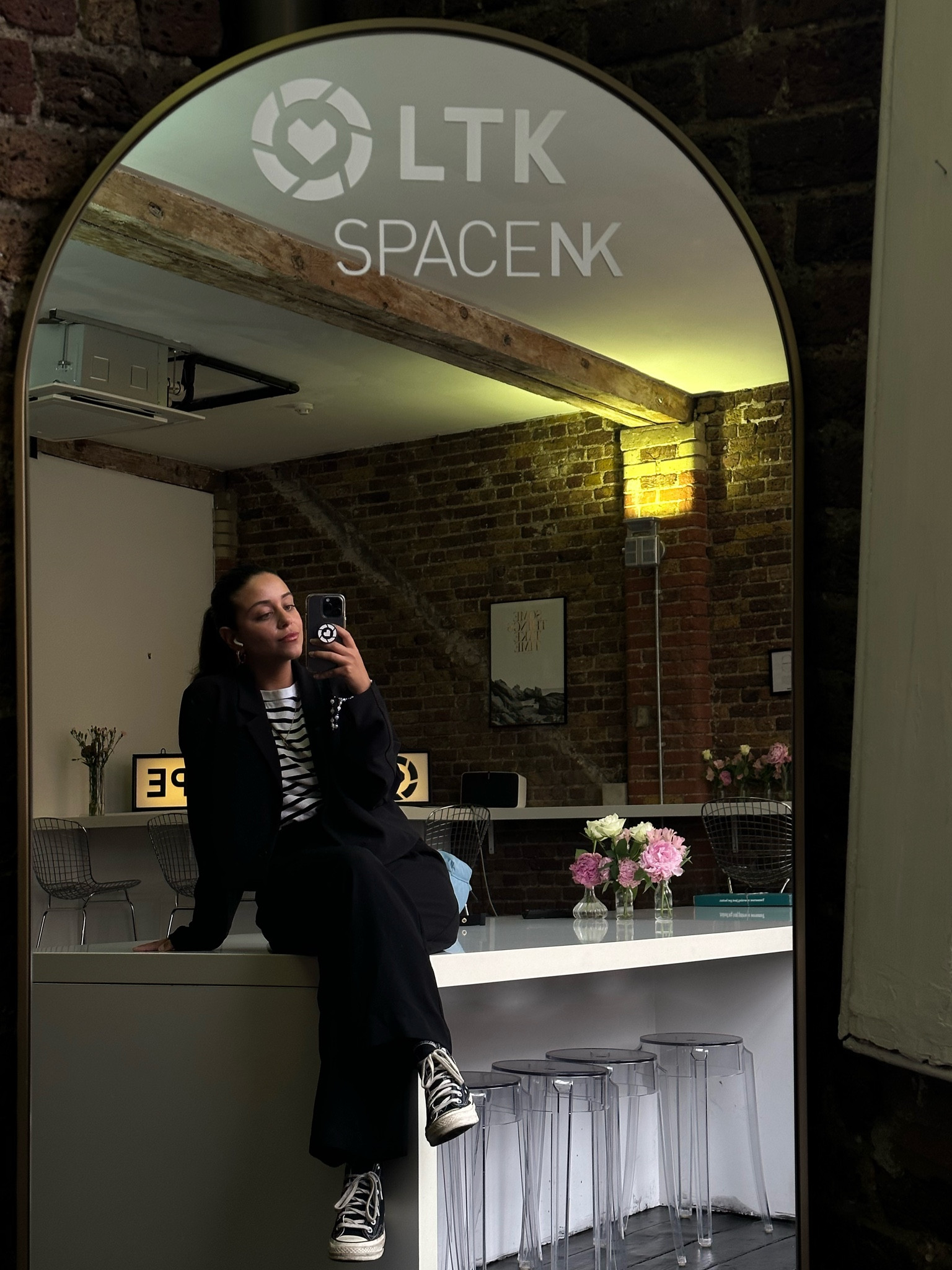Monochrome black and white office look, chic office outfit, daily style work look, work outfit, Parisian look

#LTKstyletip #LTKSeasonal #LTKworkwear