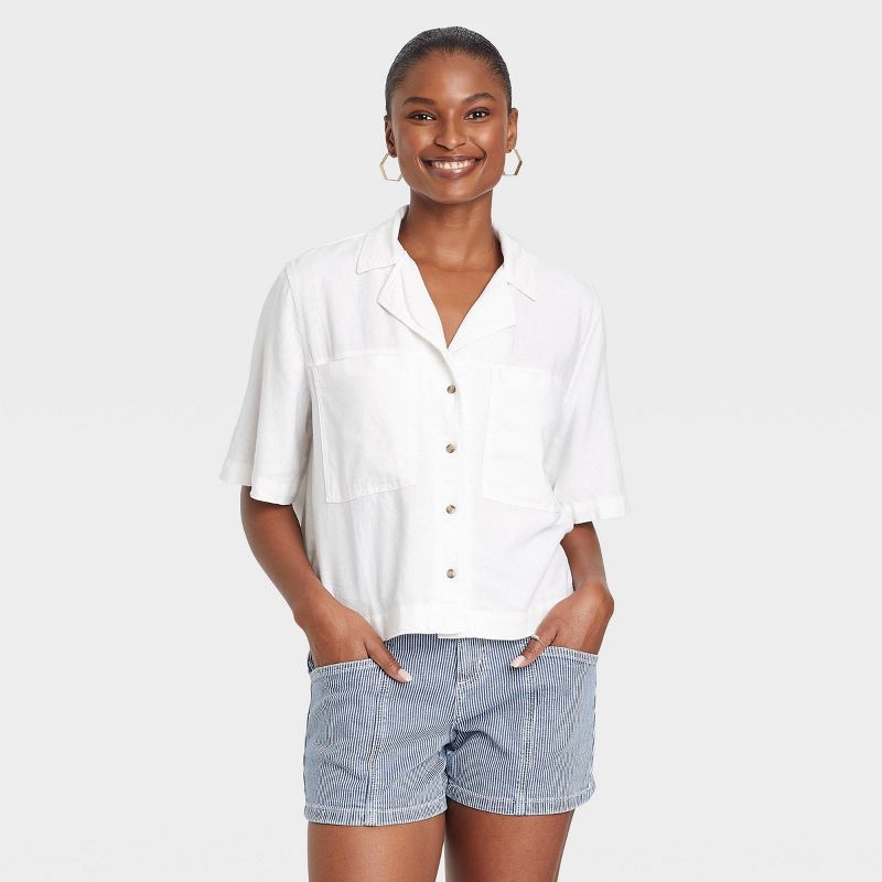 Women&#39;s Short Sleeve Button-Down Shirt - Universal Thread&#8482; White M | Target