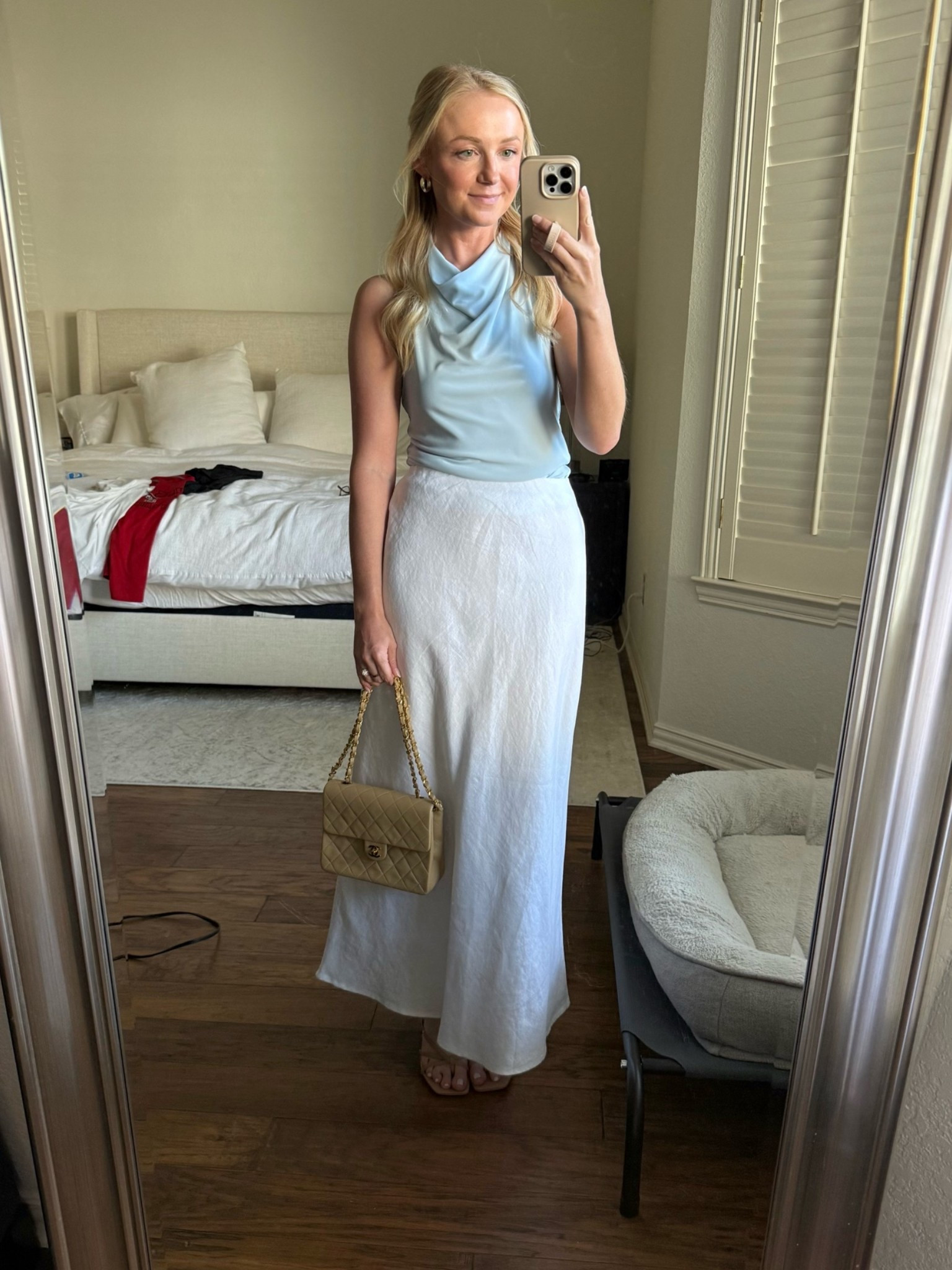 Date night outfit! Wearing XS in skirt and top. Linking similar shoes!