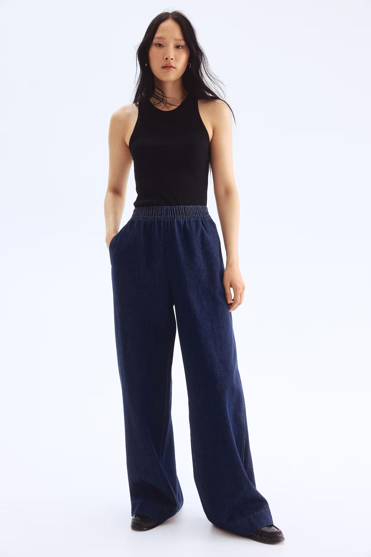 Pull-on denim trousers - Dark denim blue - Ladies | H&M GB | H&M (UK, MY, IN, SG, PH, TW, HK)