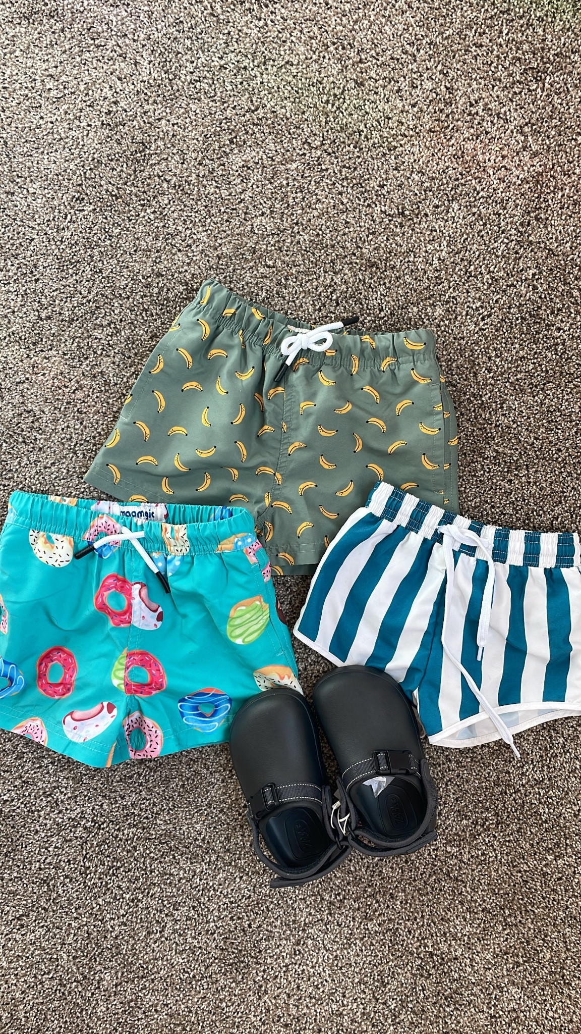 Theo is ready for the beach! ☀️Toddler Boy Swim - Amazon

#amazonkids #amazonswim #toddlerboy #toddlerboyswim