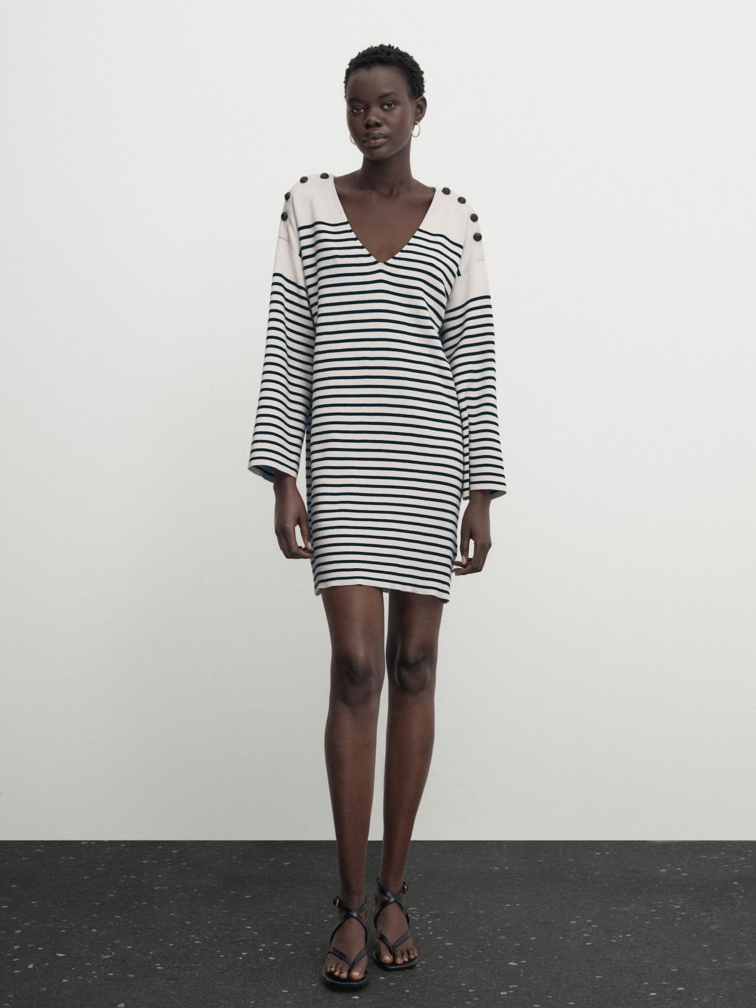 Short striped knit dress with button detail | Massimo Dutti DE