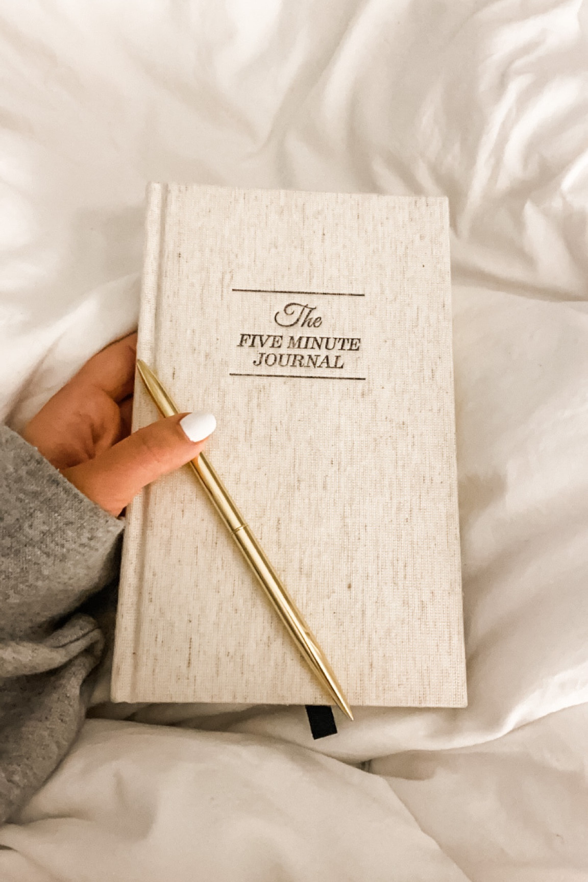 AMAZON BLACK FRIDAY DEAL!! 
This is the perfect gift/stocking stuffer for that self care loving friend OR treat yourself to a clear mind 🤍

#amazonfind #amazonfavorites #fiveminutejournal #selfcare

#LTKCyberWeek #LTKsalealert #LTKGiftGuide