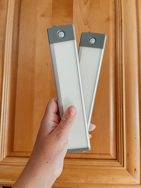 Motion sensor lights for under cabinets 💡👋🏼

#amazonfind #amazonhome #amazonkitchen #kitchengadgets #motionsensorlights #homeimprovements


#LTKhome #LTKunder50 #LTKxPrimeDay