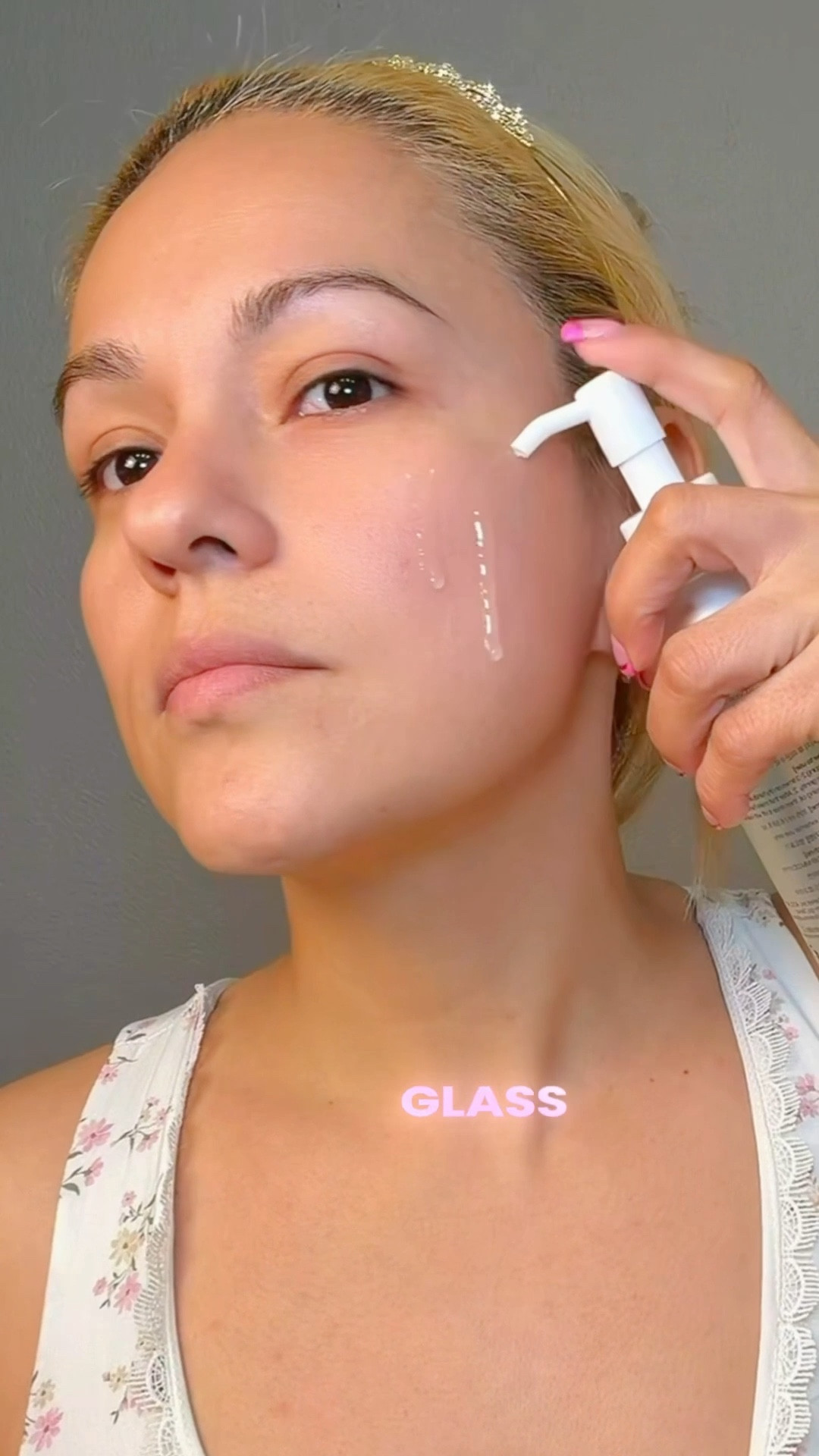 This Mixsoon Korean skincare routine is gentle enough for sensitive skin and these 5 products work great for all skin types ! I definitely recommend this glass skincare routine ! New to Korean skincare? Try mixsoon asap 🤍✨

#LTKgrwm #LTKBeauty #LTKmorningroutine