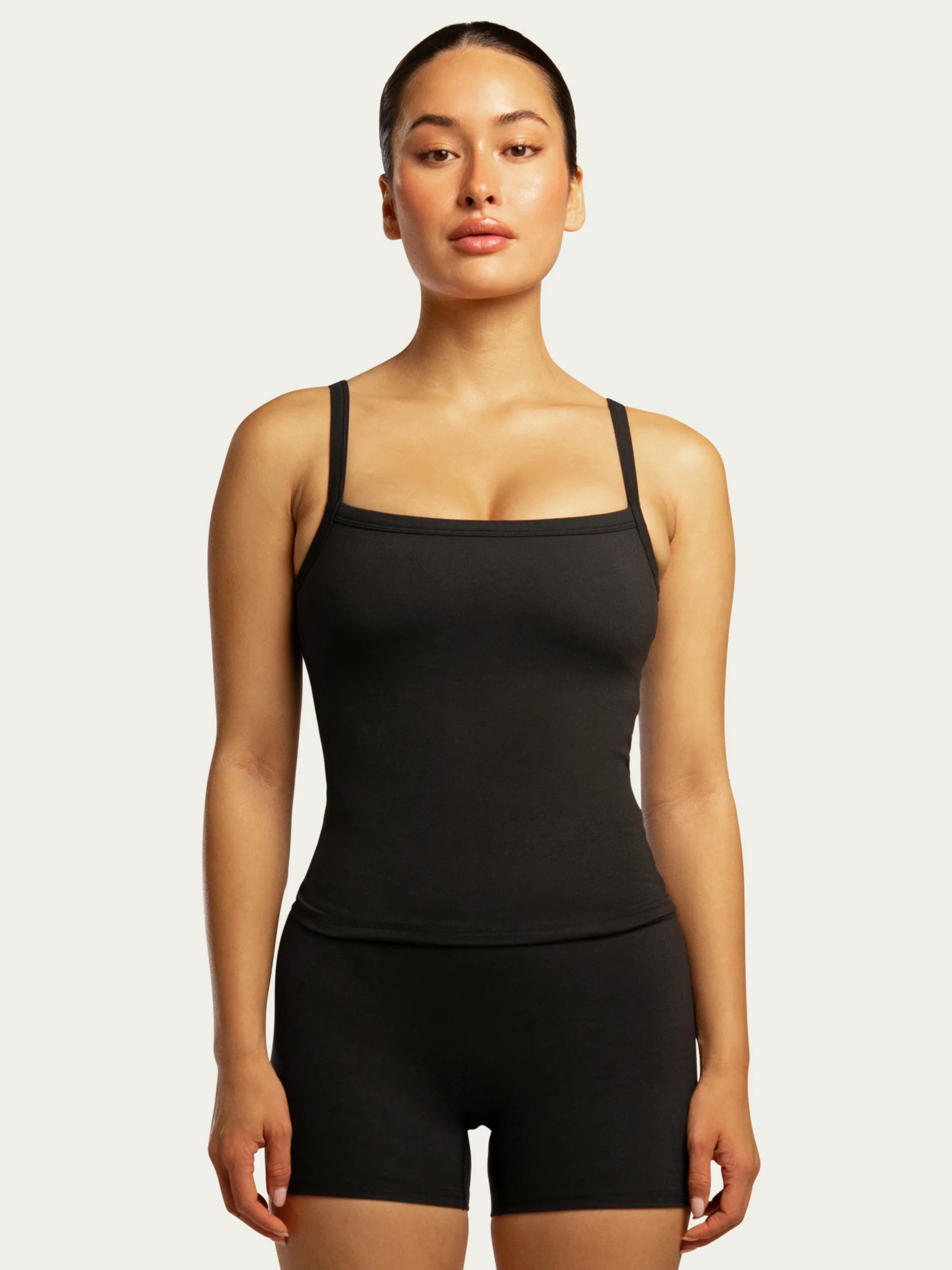 The Classic Tank / Black | 437