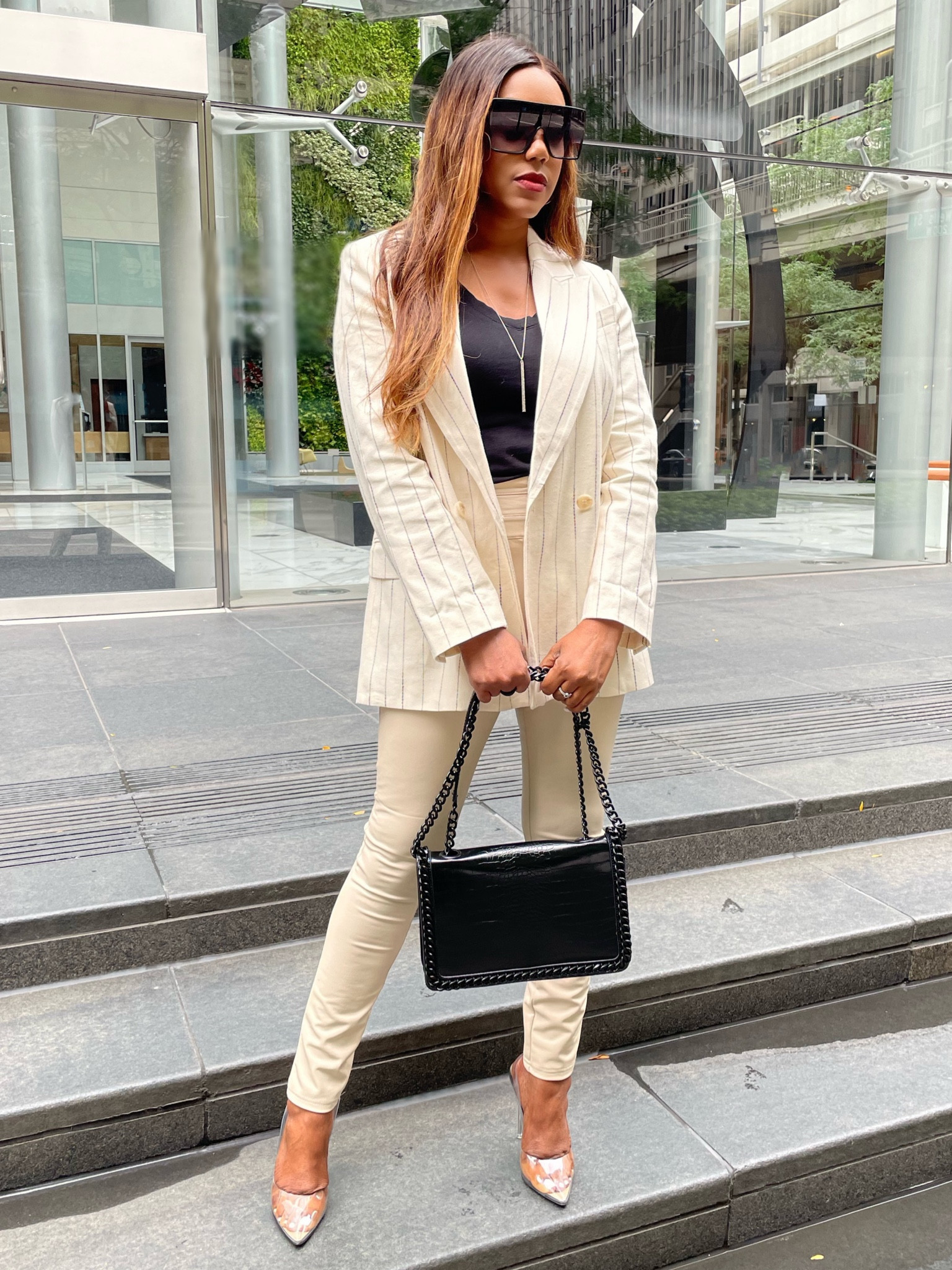 Oversized boyfriend blazer energy.
Work wear official.

#LTKfindsunder50 #LTKfindsunder100 #LTKworkwear