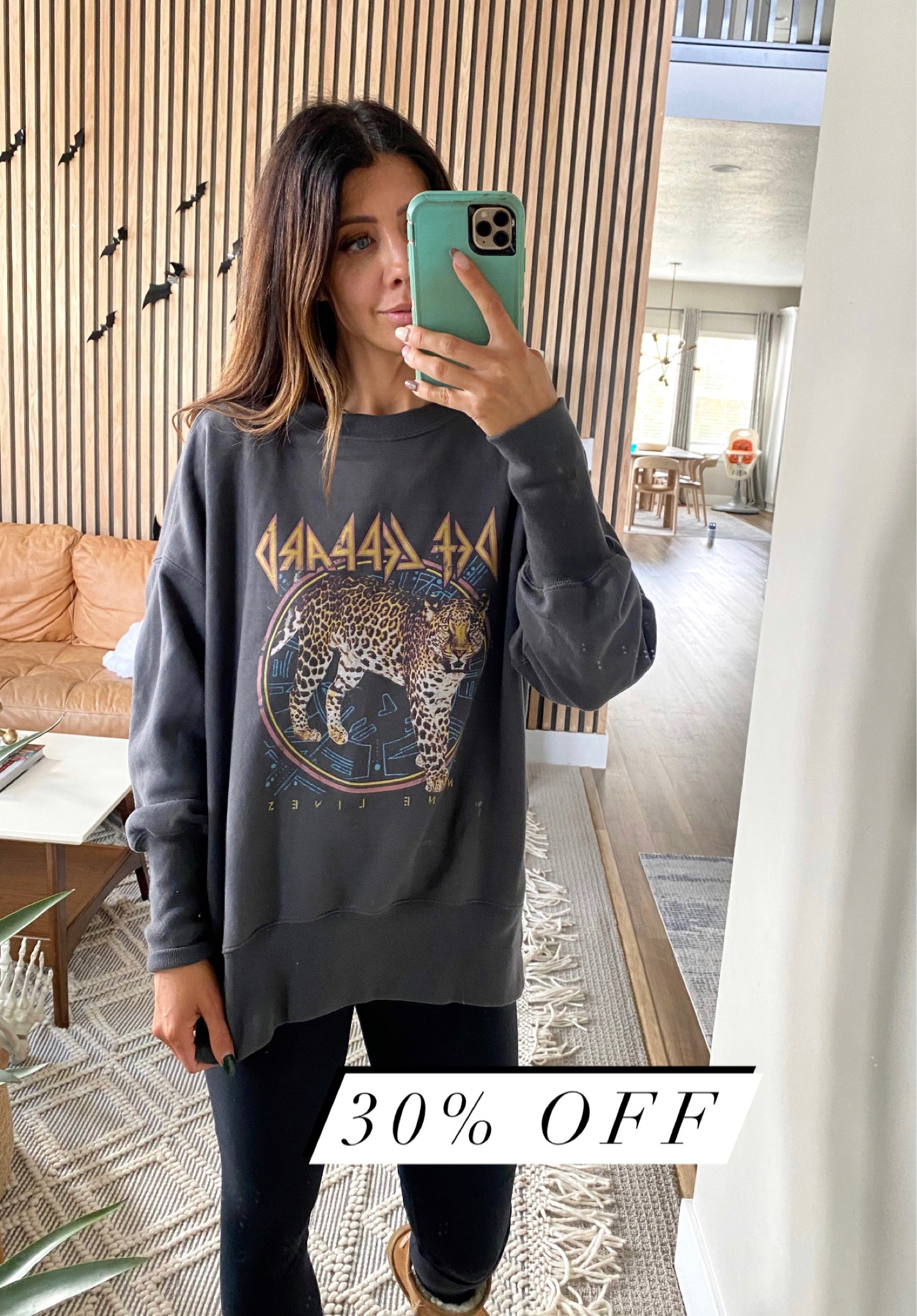 Love this sweater! Wearing the xs tts! #graphicsweater #abercrombie 

#LTKCyberweek #LTKHoliday #LTKSeasonal