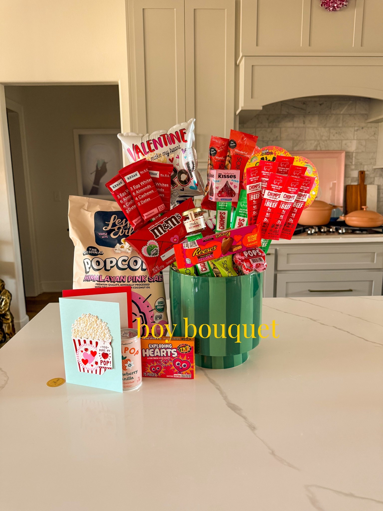 DIY gift idea! Would be so cute for a birthday gift filled with their favorite things! 

diy gif ideas, snacks, birthday, gift idea 



#LTKHome