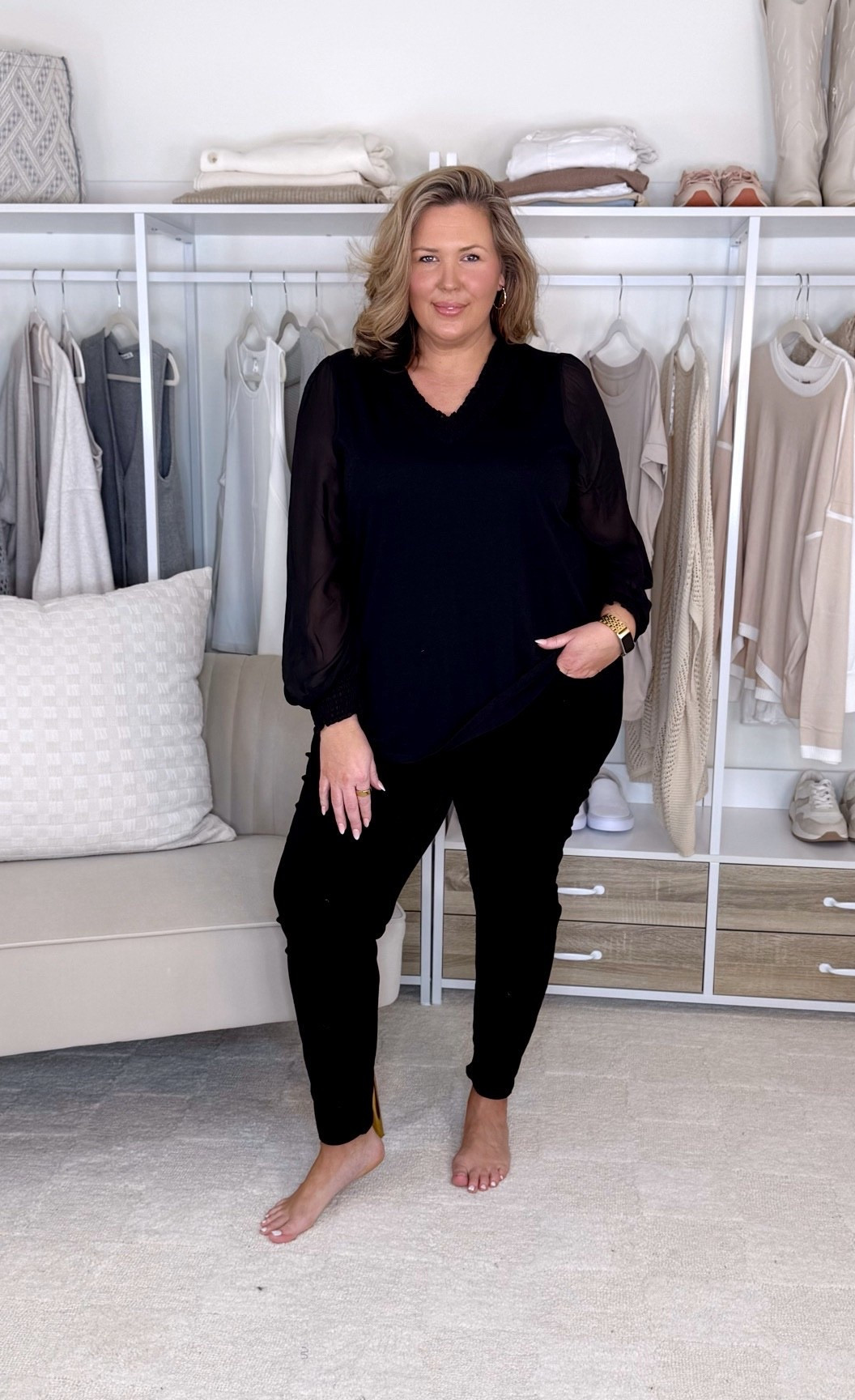 Wearing an 18/20 in everything here, the black pants are 18!


Plus size fashion, everyday outfit ideas, trendy fashion, mom style, comfy casual, winter fashion, lane Bryant haul, lane Bryant finds

#LTKPlusSize #LTKOver40 #LTKMidsize