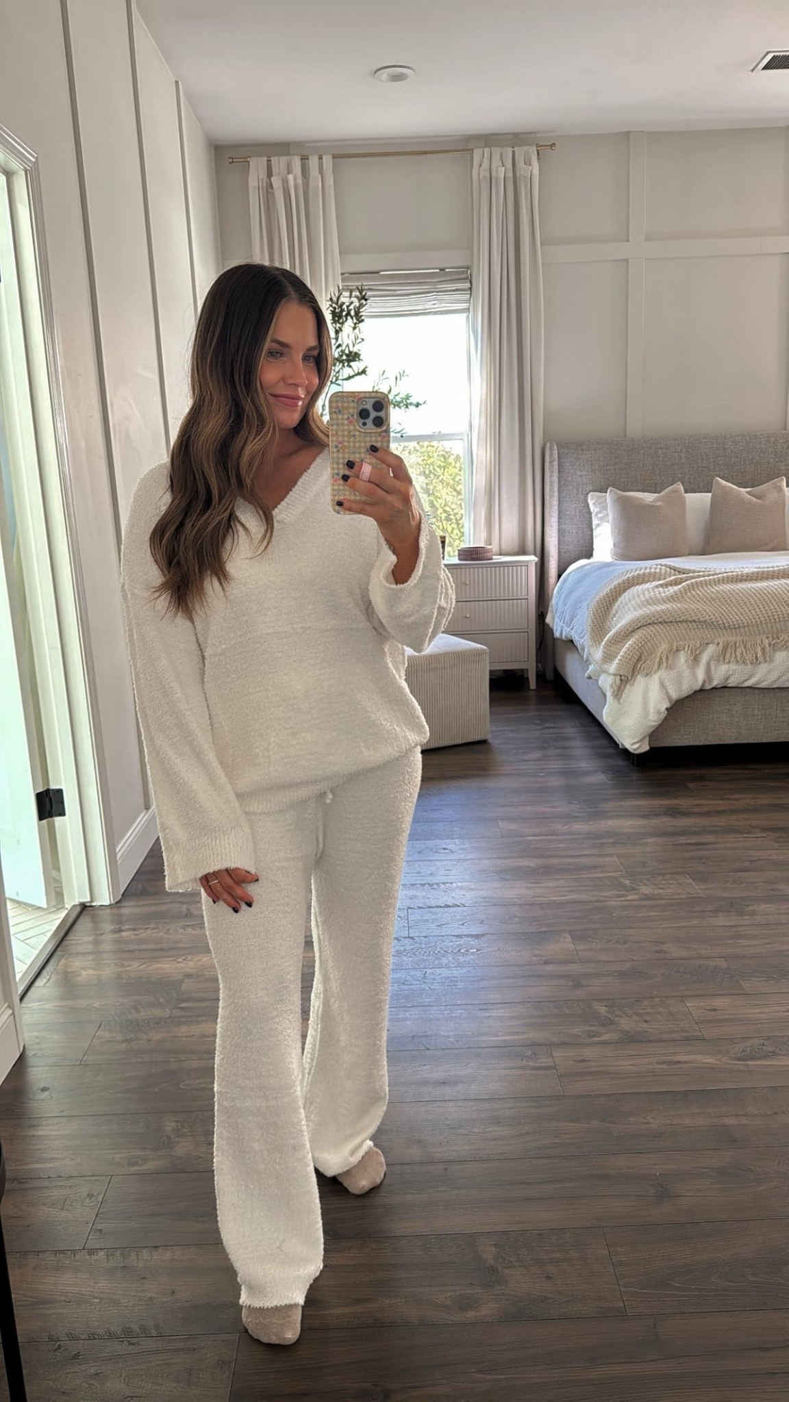 How cute is this AMAZON set!

Amazon, Amazon fashion, Amazon sets, white sets, monochrome outfit, Britt Horton, cali

#LTKHome #LTKgrwm #LTKootd