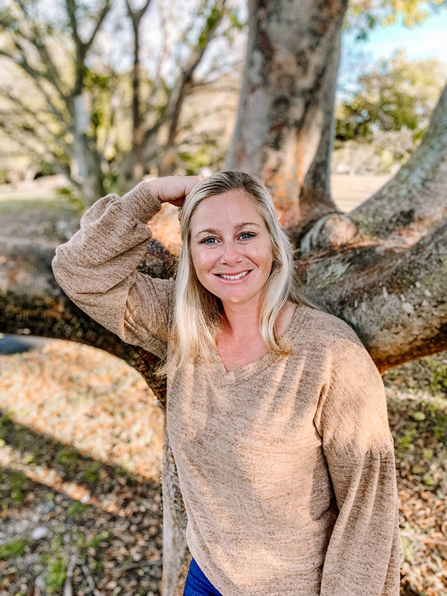 Perfect Fall top!



#LTKstyletip #LTKSeasonal #LTKunder50