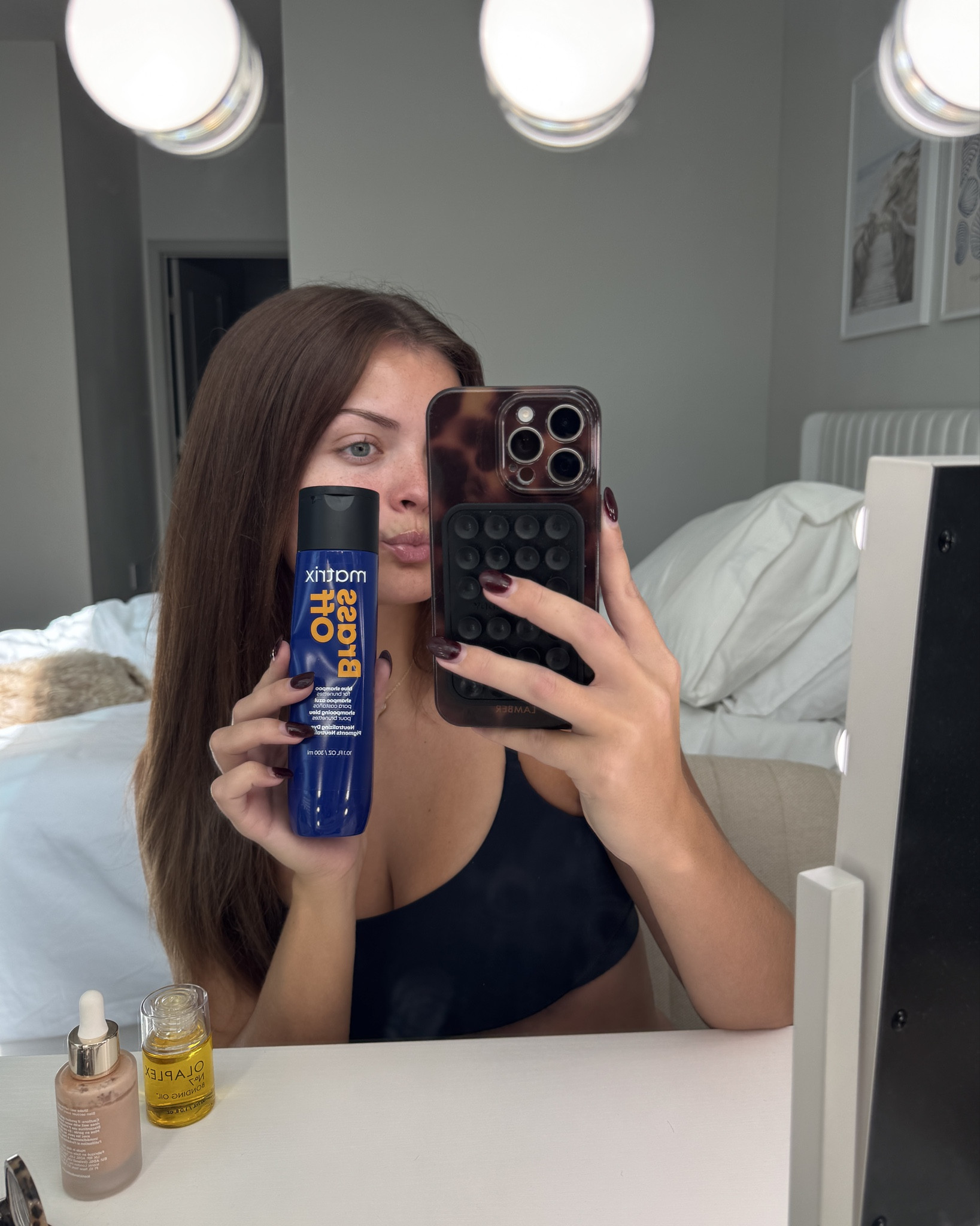 The blue shampoo I use for brassy tones in my hair🤞🏼✨

#LTKBeauty #LTKgrwm #LTKmorningroutine