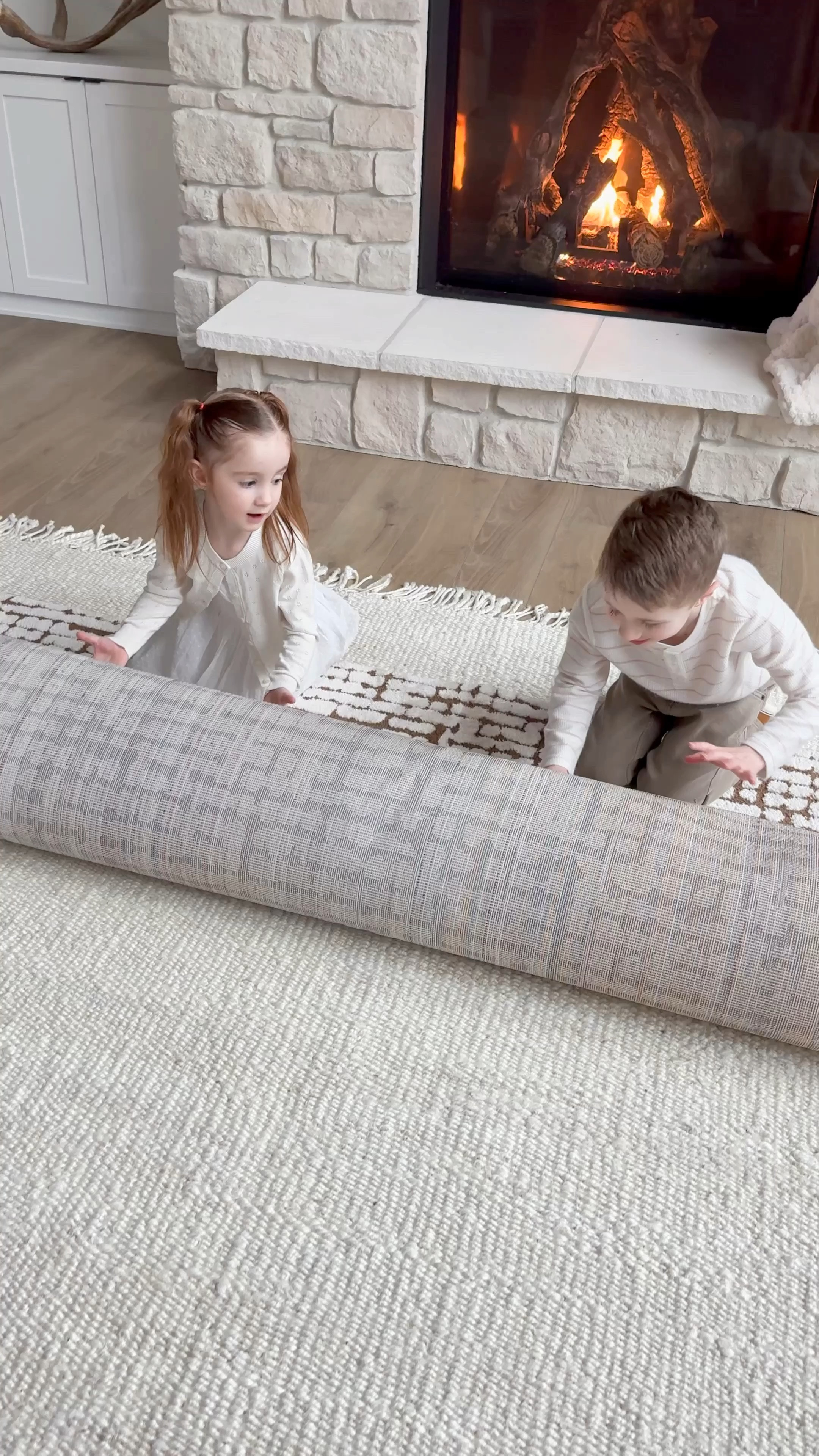 My rug collection is live on Rugs Direct. You can shop now using a discount code of PNW15

Area rugs. Home inspo. Decor ideas. Neutral home decor. Rugs. Living rooms. Modern. Minimalist. Organic modern home  

#LTKVideo #LTKhome #LTKSeasonal