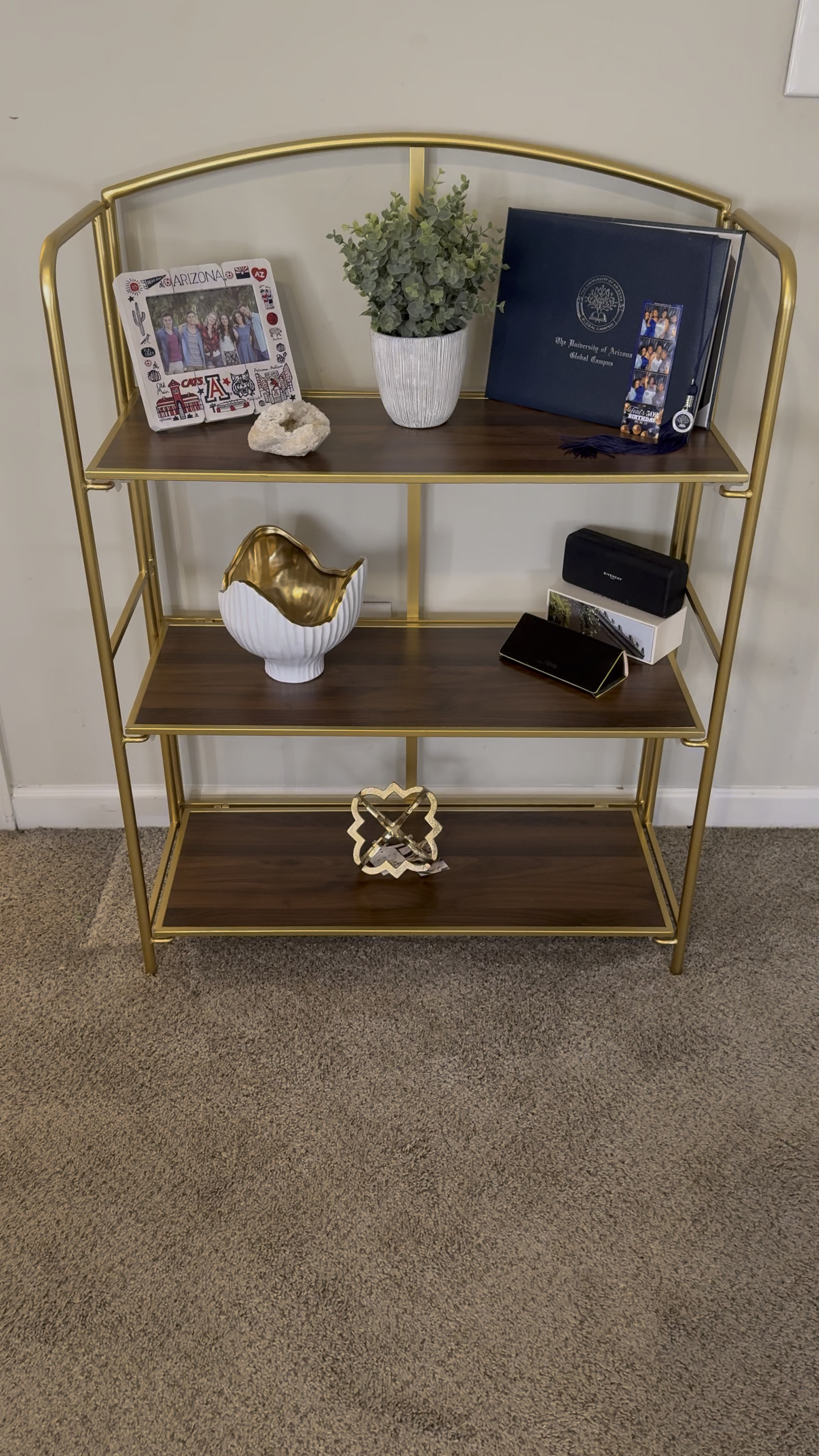 New addition to my content area.  Chic and affordable .

#LTKHome