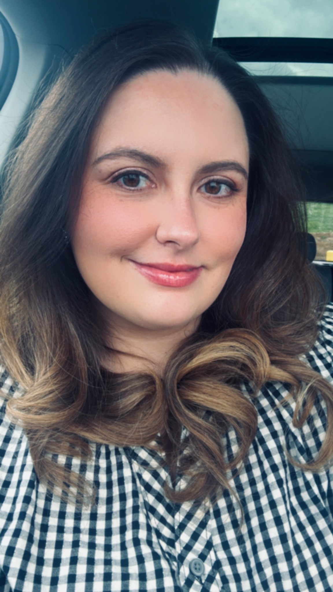 Summer makeup look ☀️💄 / ILIA skin tint, YSL mascara and eyeshadow, Laura Mercier rose caviar stick, Fenty mauve lip gloss, Rare Beauty highlighter 

#LTKFindsUnder50 #LTKSummerEdit #LTKBeauty