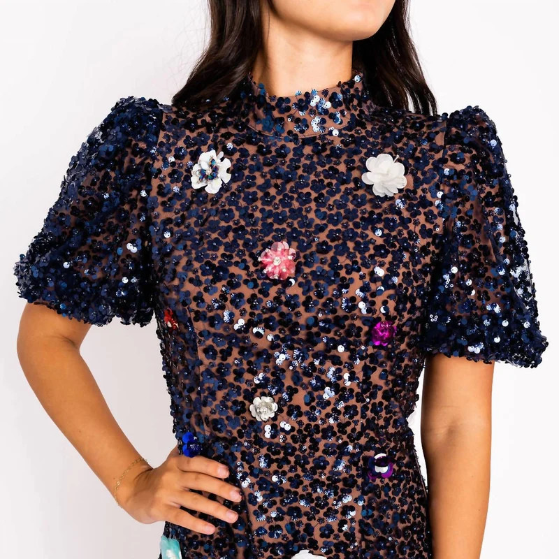 QUEEN OF SPARKLES Floral Sequin - Blue - S | Verishop