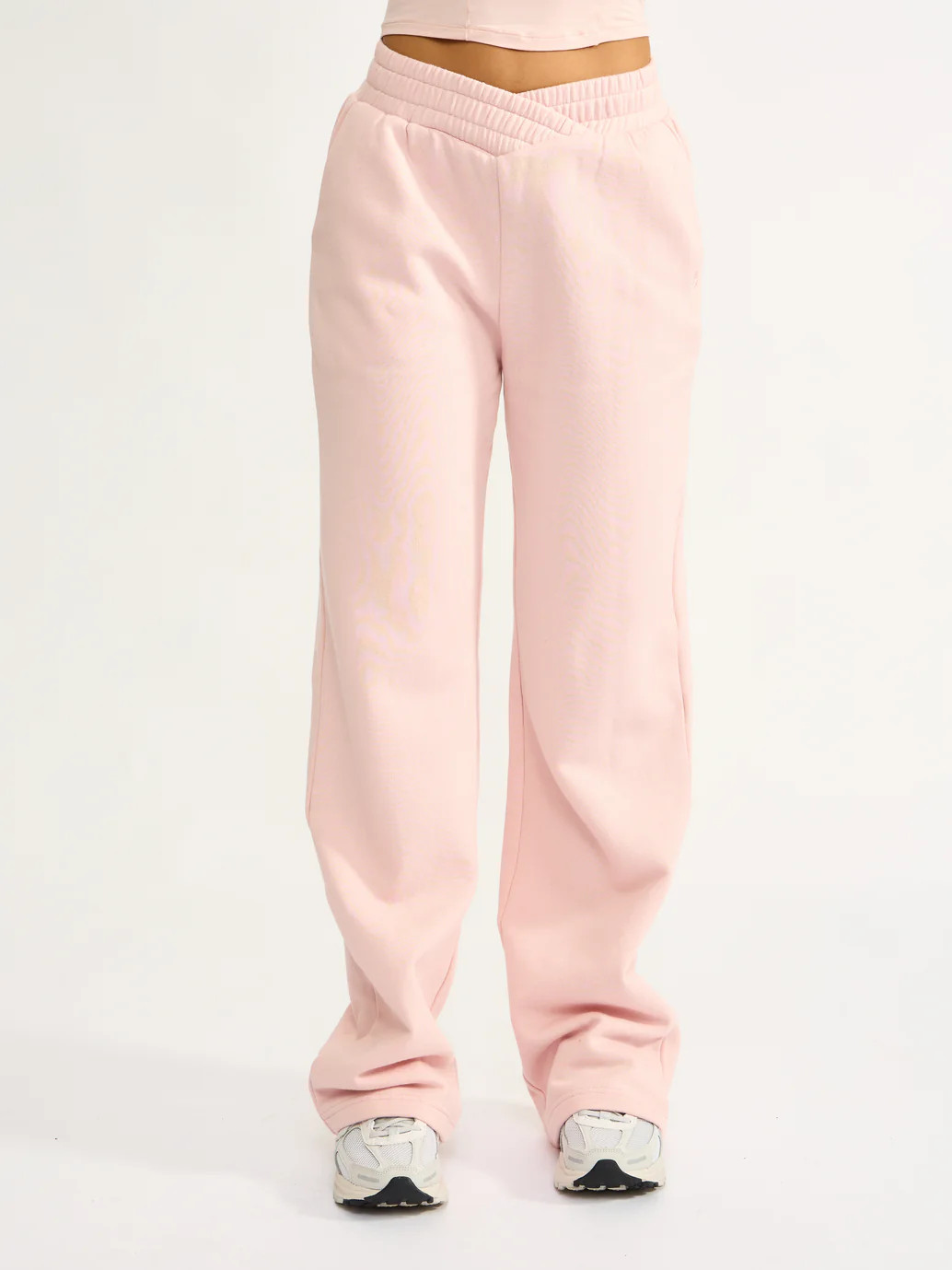 Threads Crossover Sweat Pant - Love Story | Buffbunny