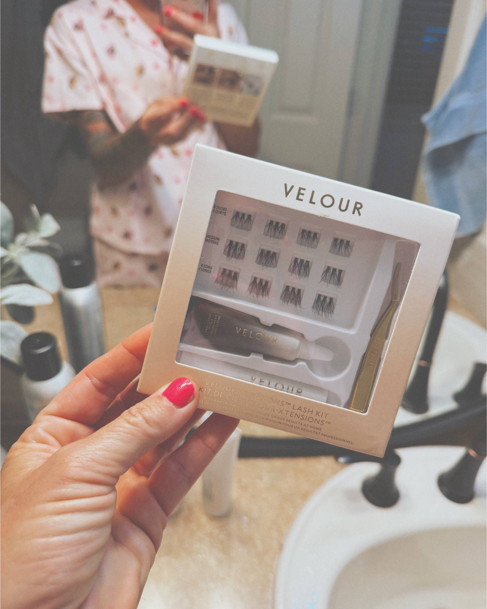 DIY at home lashes! Last up to 19 days 🖤