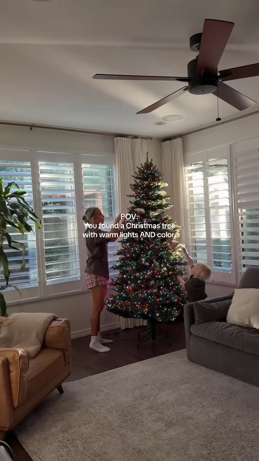 This tree litterally does it all! Twinkle lights?
Yup. Color? Yup. Warm lights? Yup!!!!!
The best part is it's affordable! It's the My Texas House Walmart Tree!
#walmart #walmartchristmas #christmastree #walmartfinds 

#LTKHome #LTKHoliday #LTKSeasonal