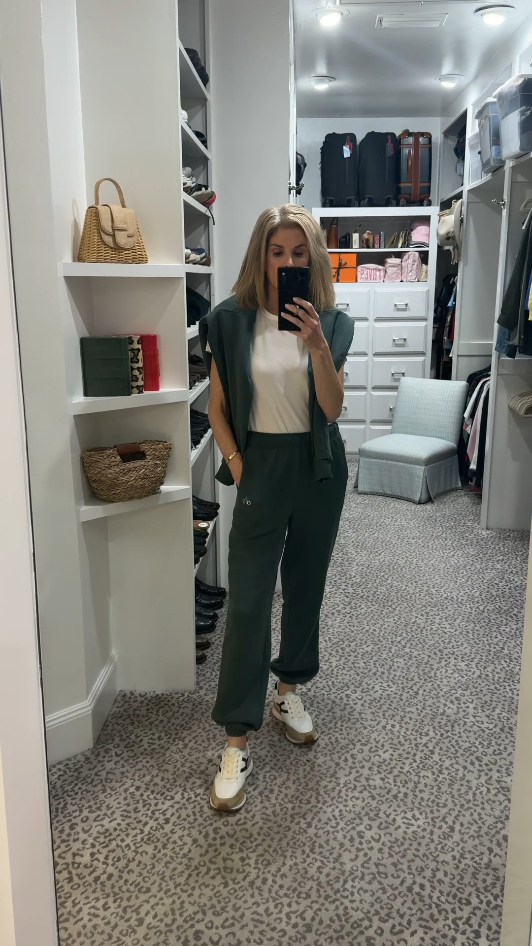 ALO green set for St. Patrick’s Day 🍀



#LTKgrwm #LTKOver40 #LTKootd