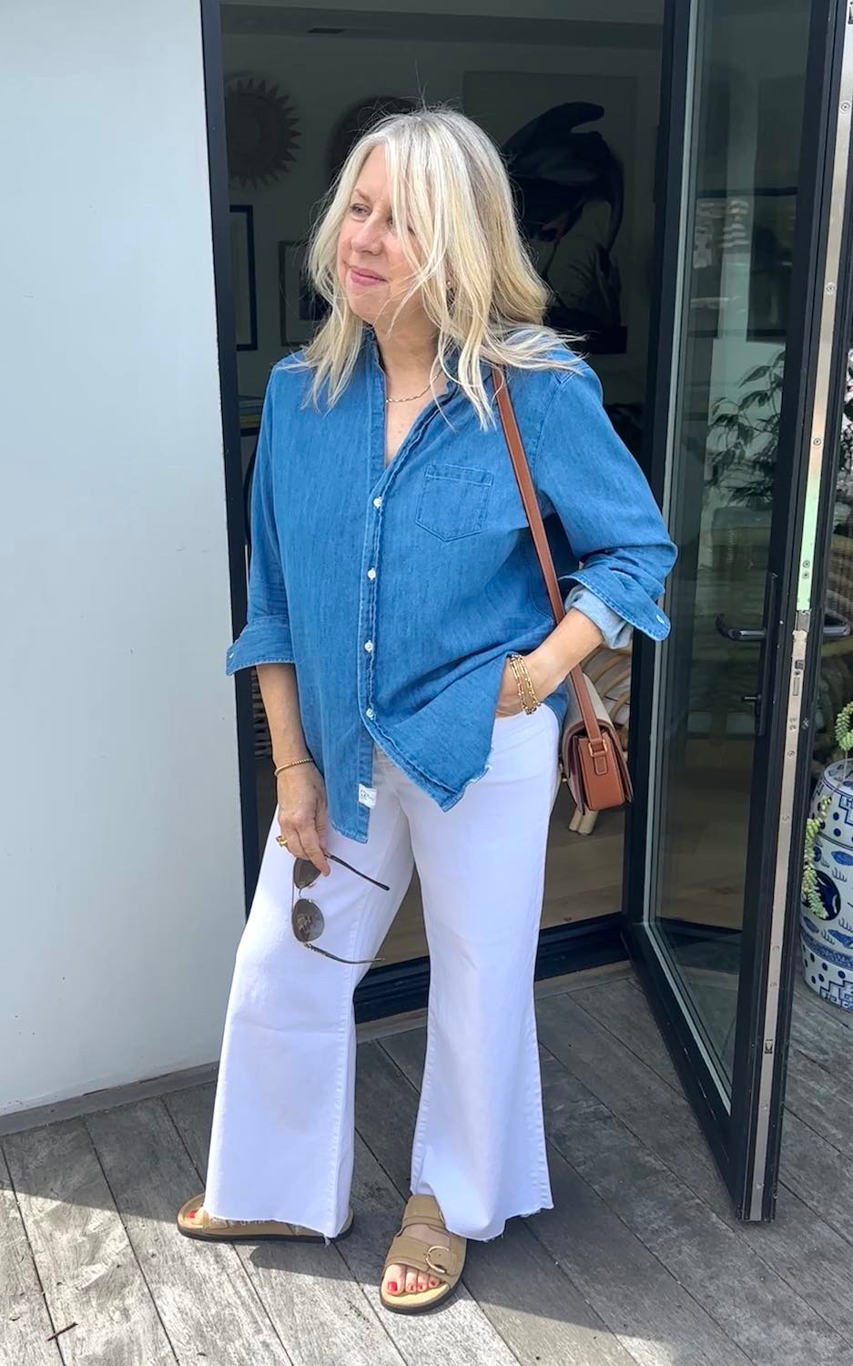 This is the Galway white jean with the ruffled denim Eileen shirt! This is so easy and yet looks chic! 
I am set for springtime looks, but plan to mix these pieces and wear them all year. I love the idea of collecting these perfect items to love and wear daily. I can throw them on, change an accessory- and go.
#frankandeileenpartner #wearloverepeat @frankandeileen  

 

#LTKSeasonal #LTKTravel