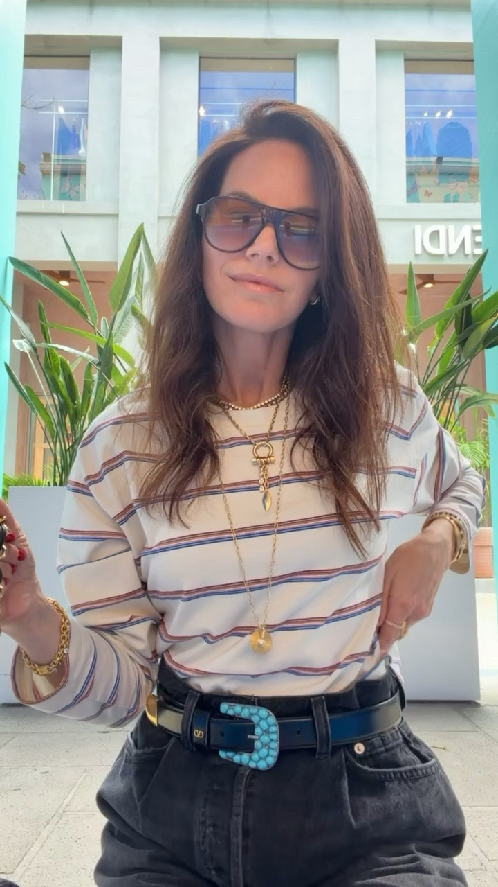 Today’s outfit of the day to go get my hair done! Also linked looks for less of my exact outfit! 

Women’s fashion, spring fashion, spring style, spring outfits, spring outfit inspo, spring ootd, women’s spring outfit, winter to spring style, winter to spring transitional outfit, chic style, mom fashion, mom style, denim shorts, wide leg shorts, long sleeve tee shirt, stripes, striped tee shirt




#LTKootd #LTKspring #LTKOver40