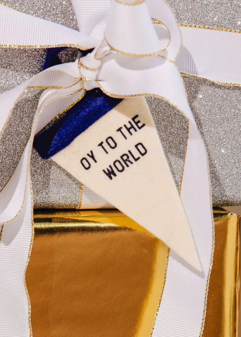 Mini Pennant Present Topper - Oy to the World | Alice & Wonder