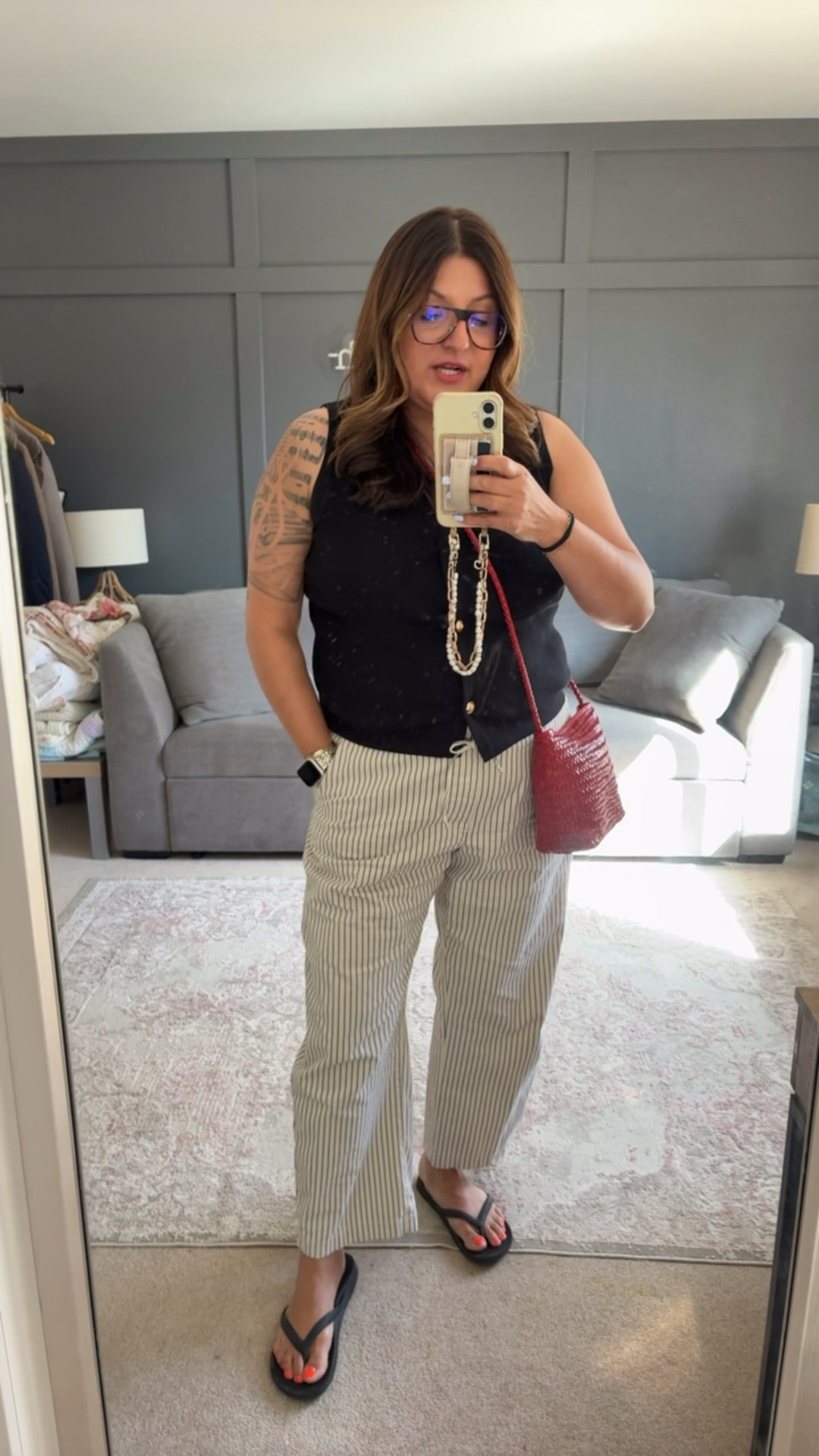 Today’s ootd:
Madewell bag
Amazon vest - XL
GAP Factory pants - L
Archie’s
@Madewell @gapstyle 

#LTKMidsize #LTKOver40 #LTKSaleAlert
