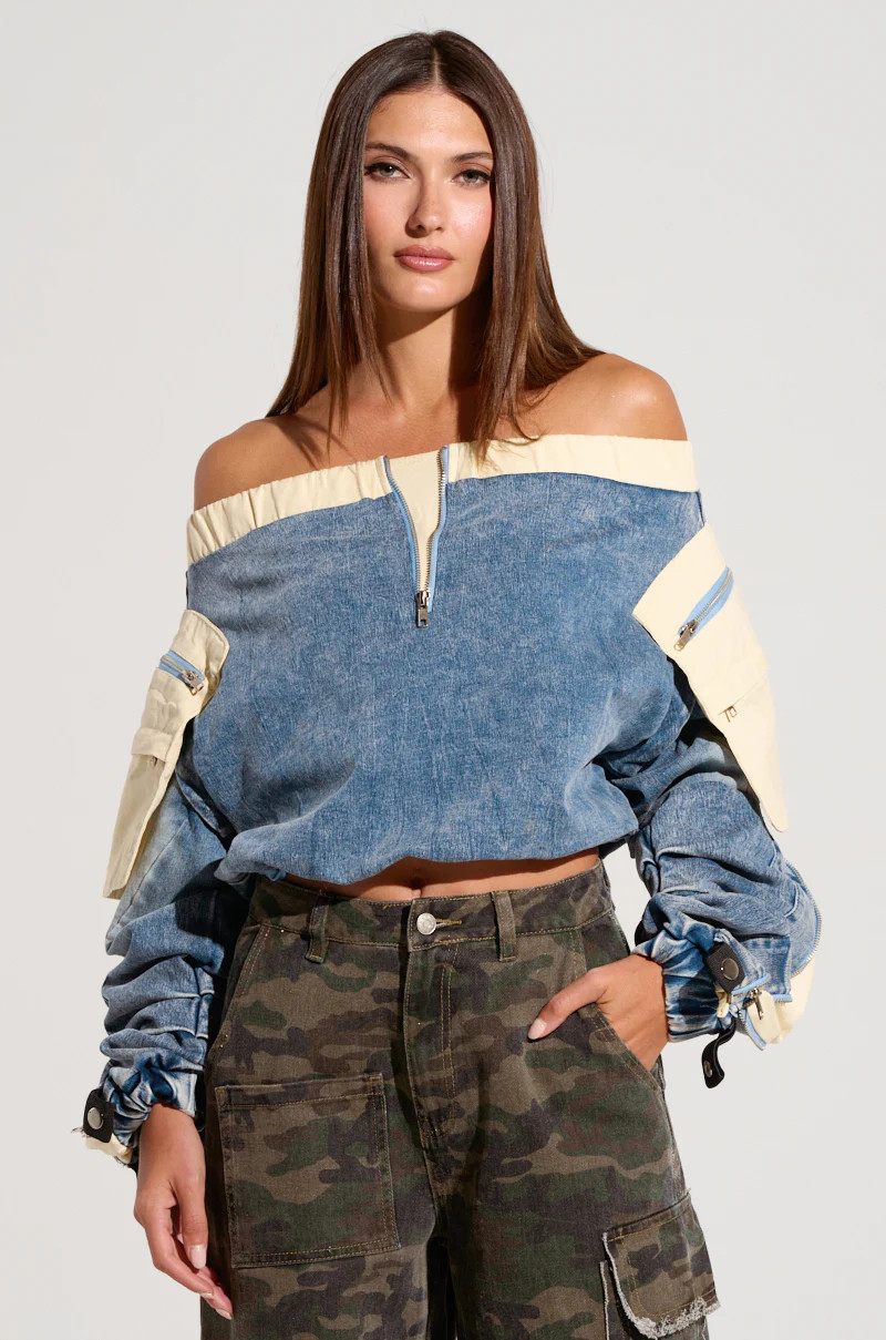 CASSANDRA OFF THE SHOULDER DENIM SCRUNCH TOP | AKIRA