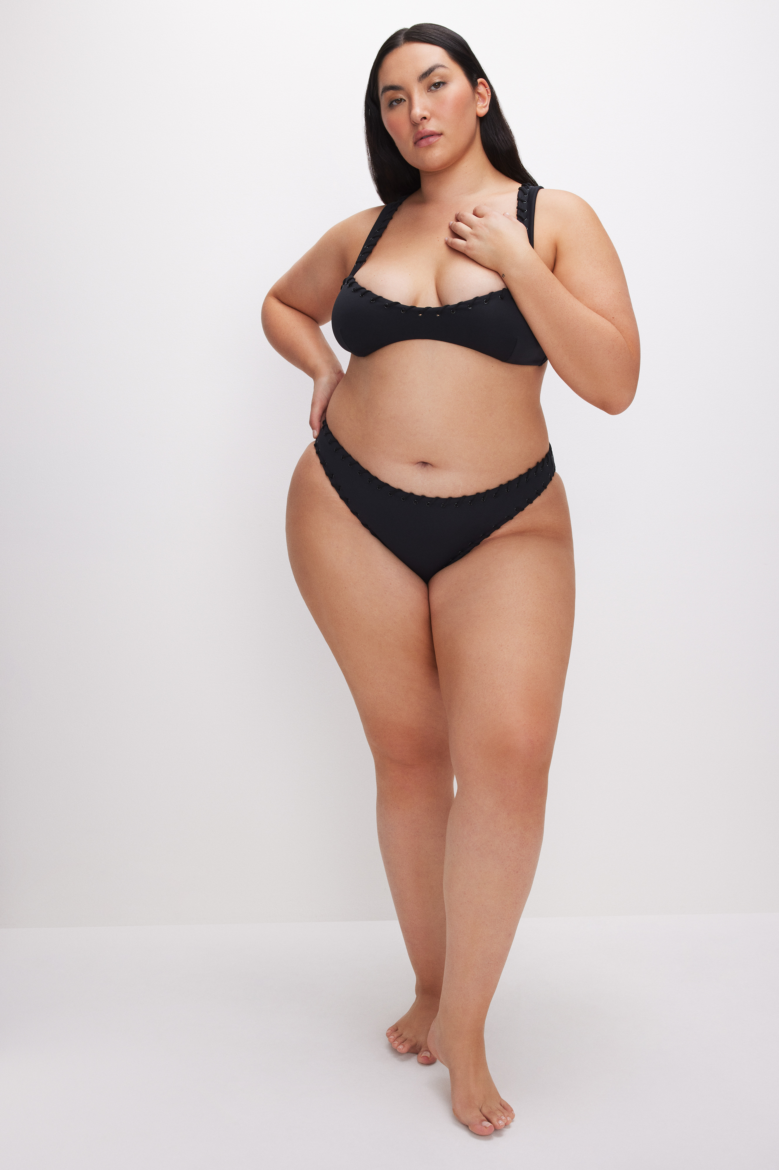 WHIP STITCH COMPRESSION CHEEKY BIKINI BOTTOM | Good American