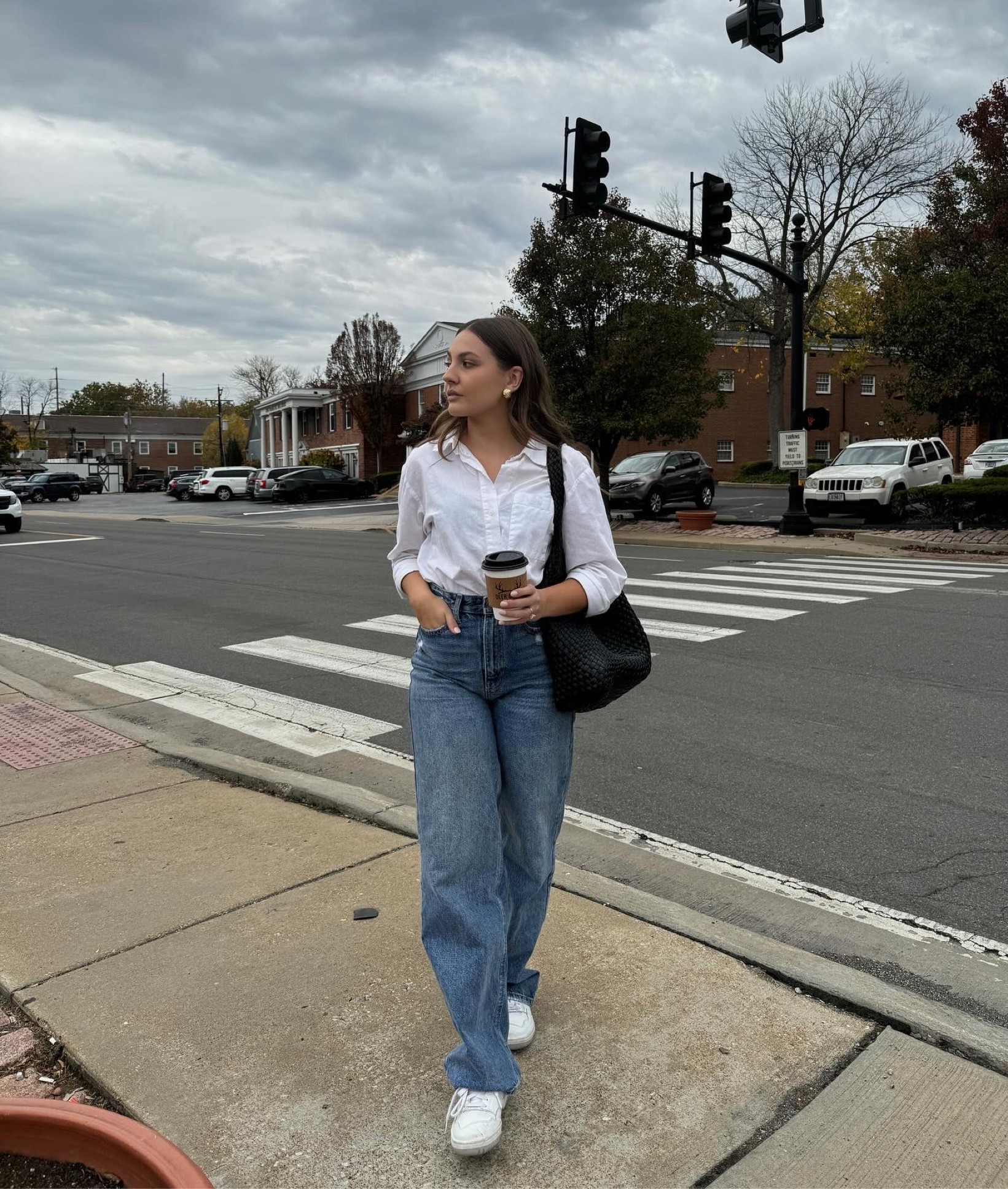 Casual outfit inspo🤍 Jean are from Shop Descendant 

#LTKstyletip #LTKSeasonal #LTKshoecrush