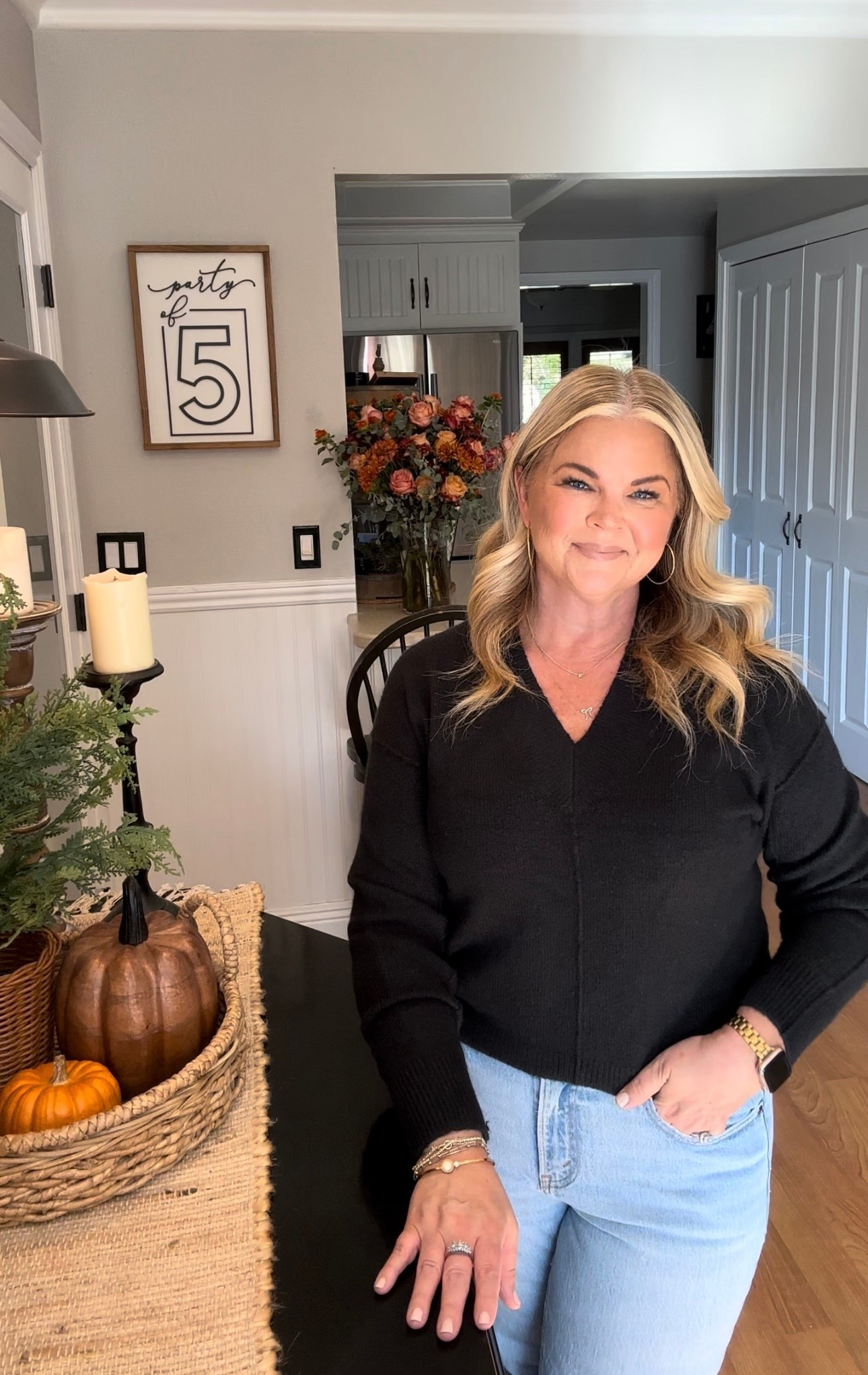 This soft v neck sweater is going to be my go to this Fall & Winter! I absolutely love it! Wearing a M🖤

#LTKMidsize #LTKOver40 #LTKSeasonal