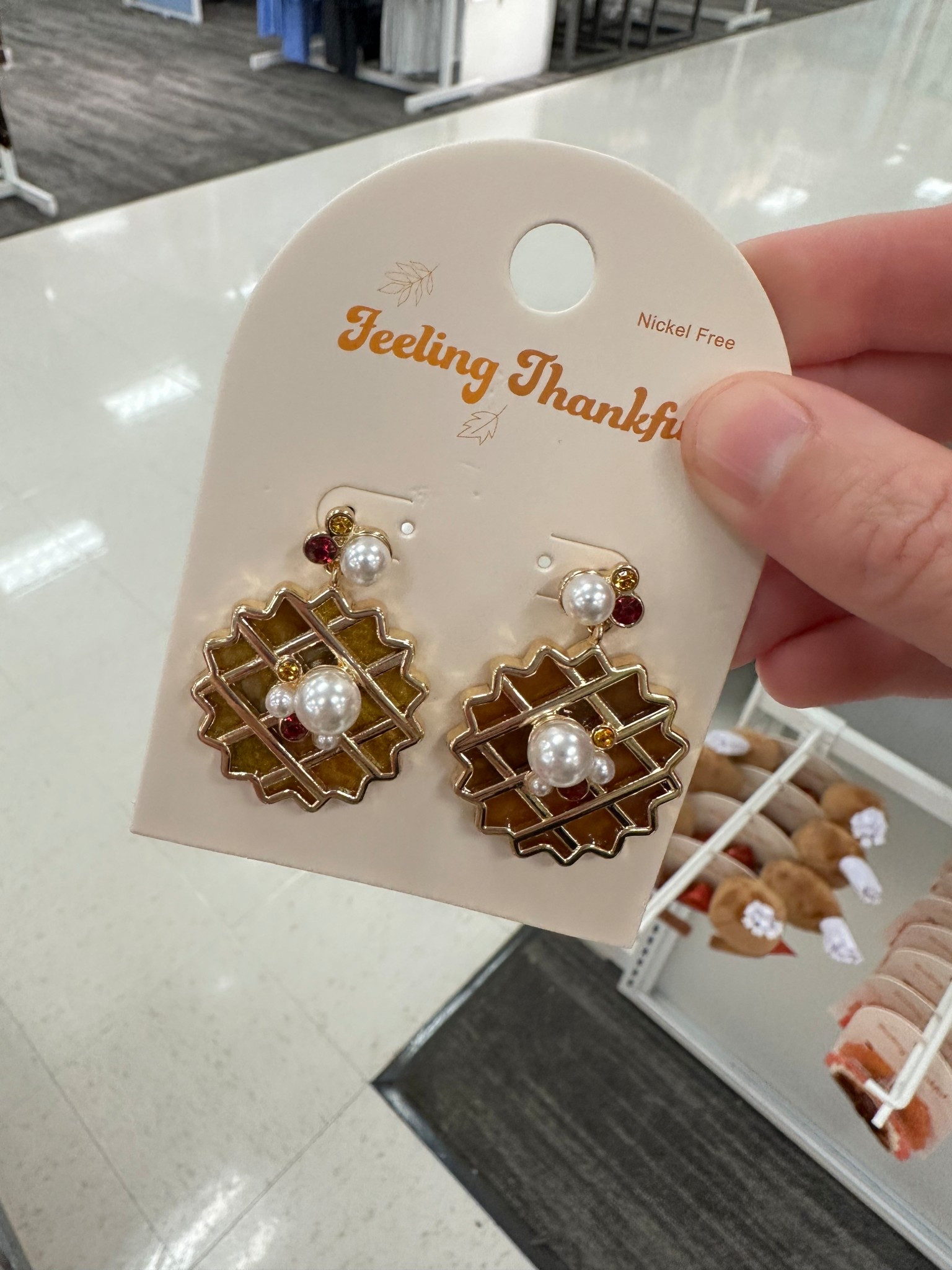 I love pie & I love these festive earrings!!! 

🥧🥧🥧🥧

#LTKFindsUnder50 #LTKStyleTip #LTKSeasonal