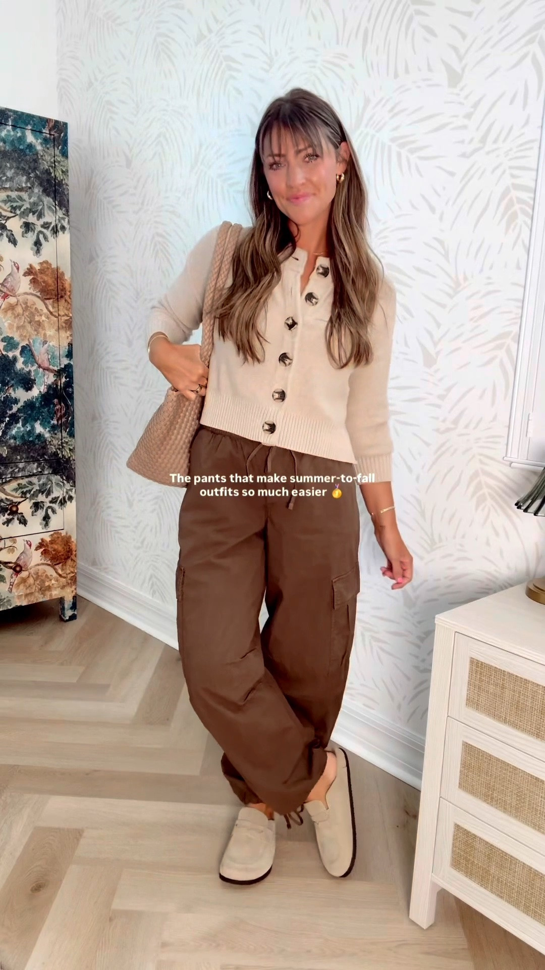 I’m 5’4. Wearing XS! Size down!! XS in the cardigan from Quince and AE white top. Smalls everything else. xx 

Teacher outfit
Fall transition 
What to wear
Early fall outfit inspo
Summer to fall
Workwear
Casual mom outfits
Mom outfit
Outfit of the day 
Joggers
American Eagle
Amazon finds 
Neutral outfits